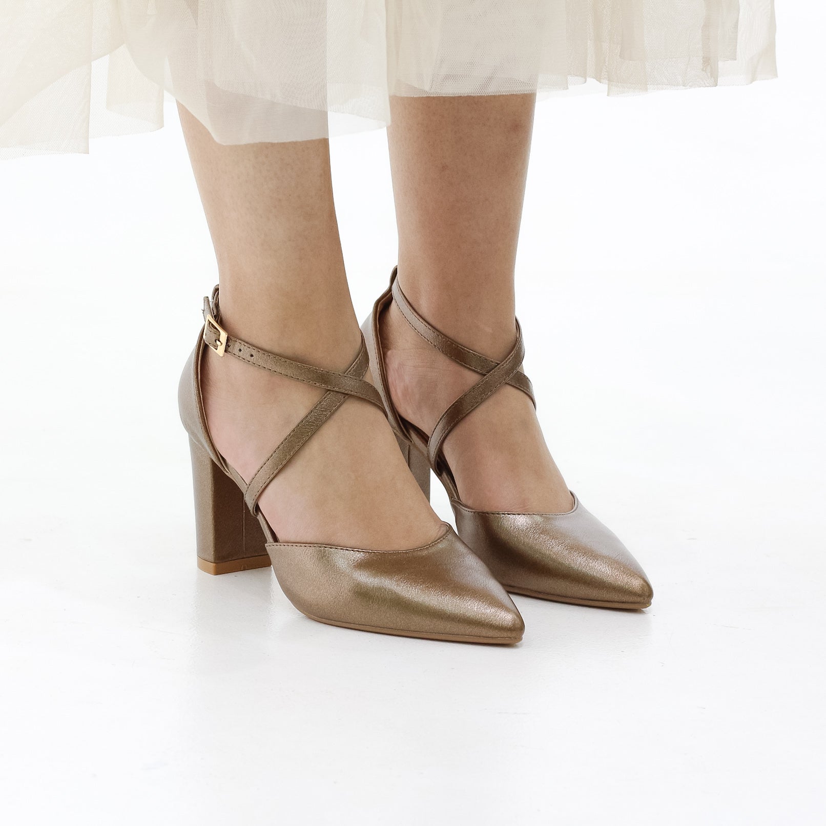 Fomo block 8.5 cm heel open waist cross over belts