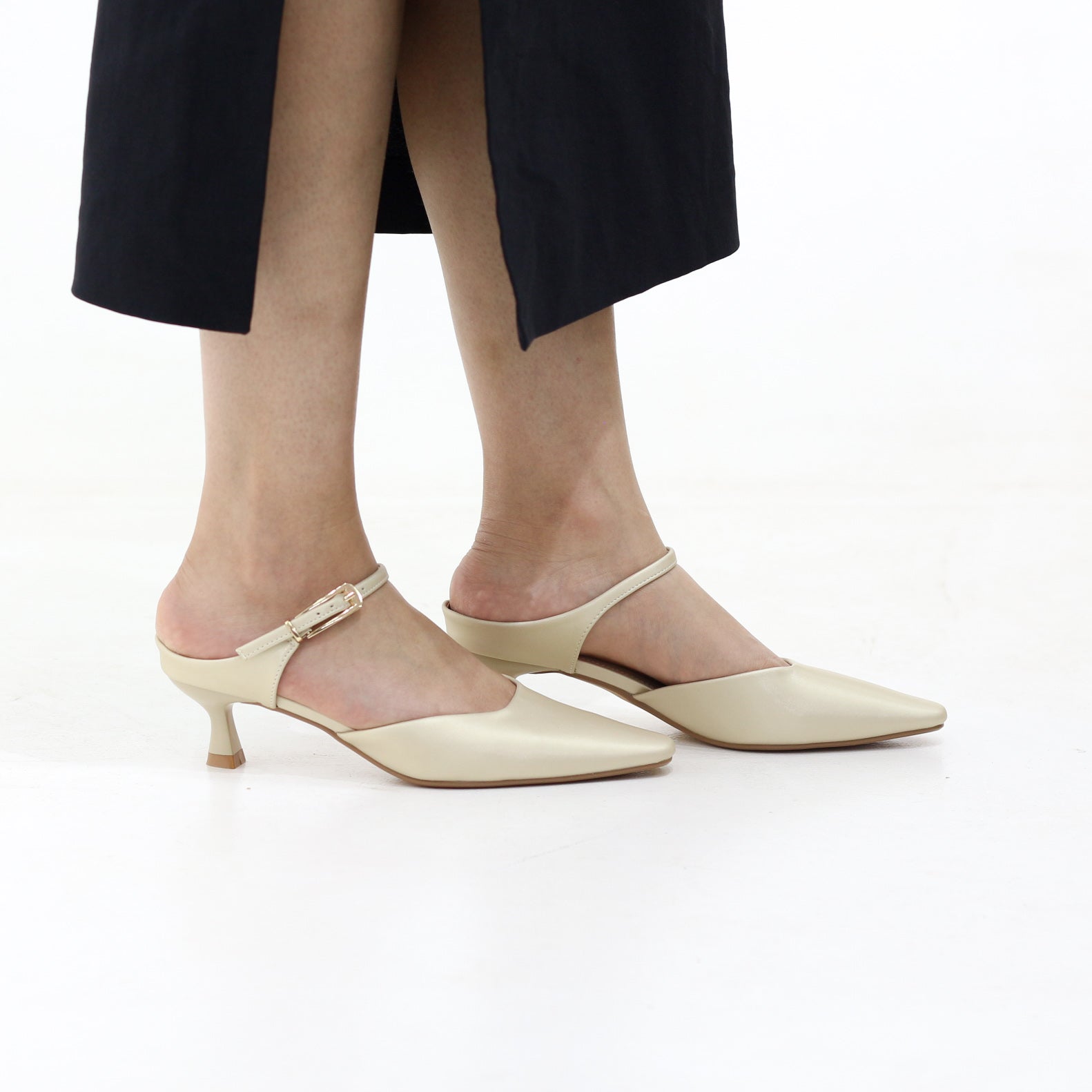 Terra Low kitten 5.5cm heel with ankle strap
