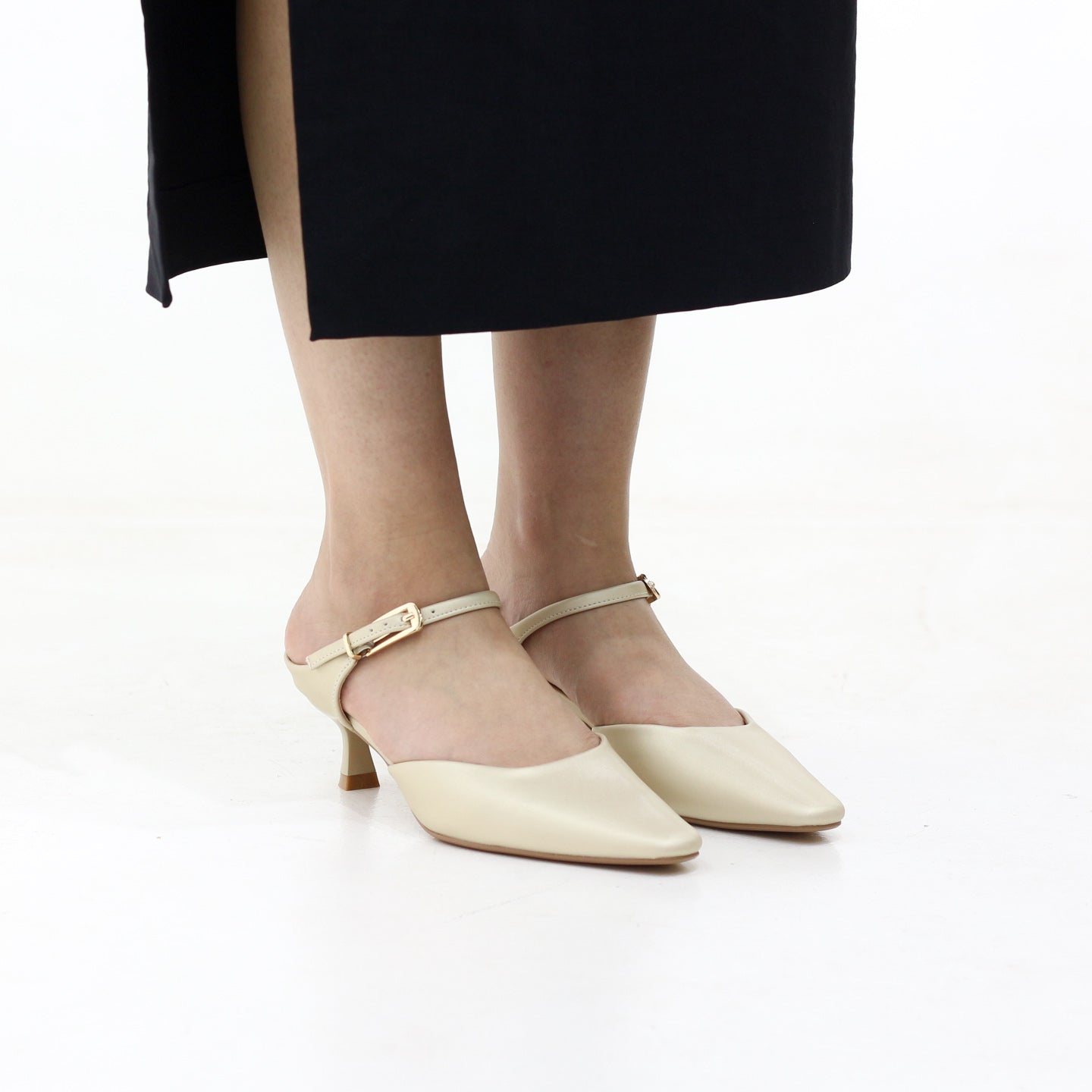 Terra Low kitten 5.5cm heel with ankle strap