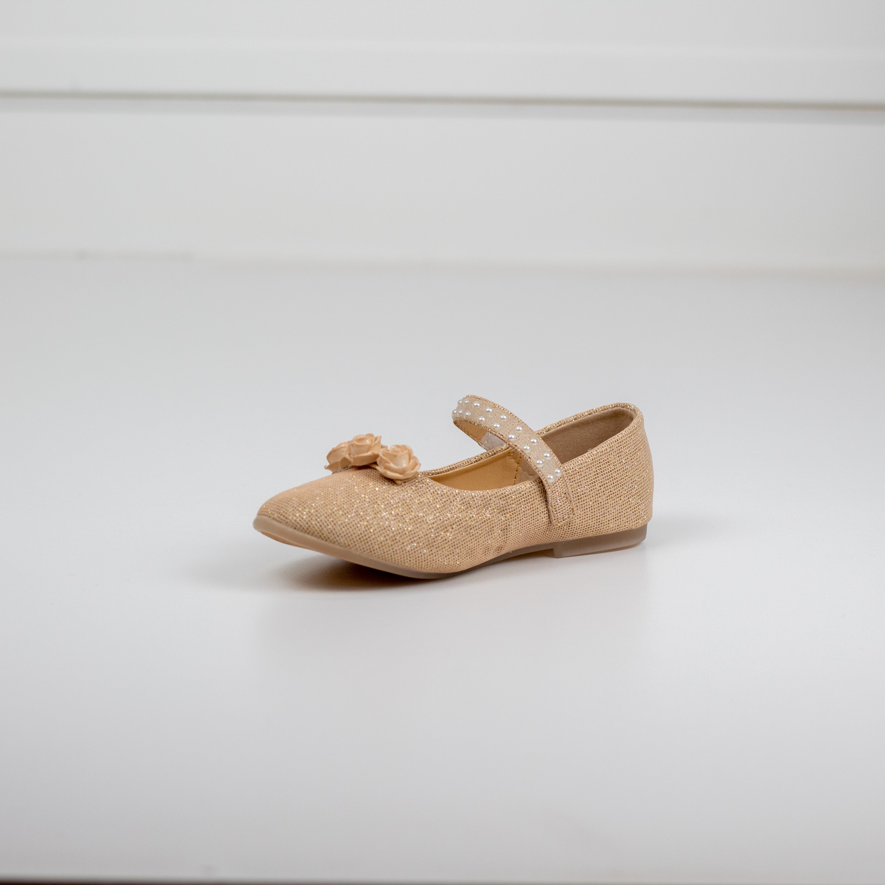 Iniya infants girls pearls pump with beads champagne