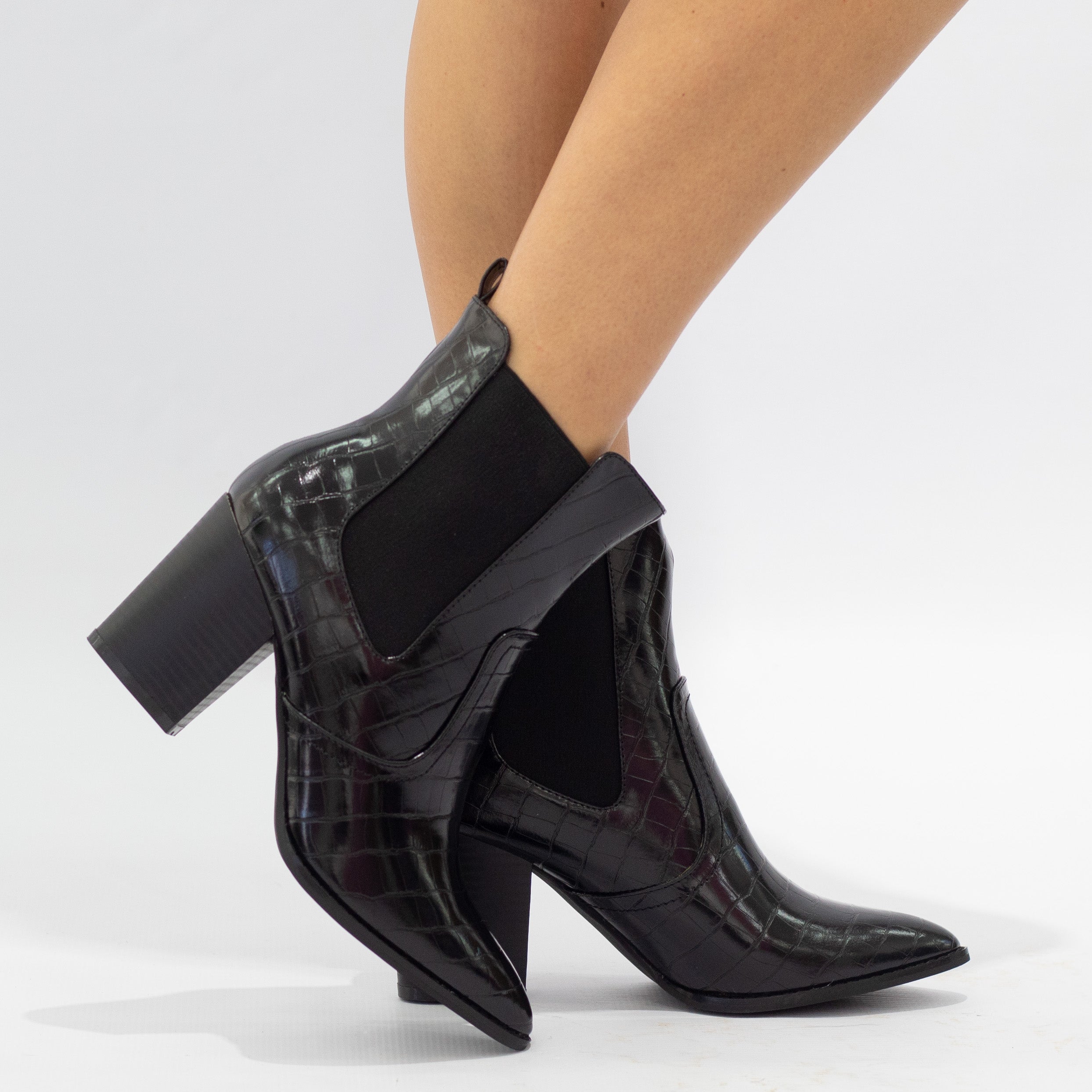 Parker pointy pat bootie on a 8cm block heel black