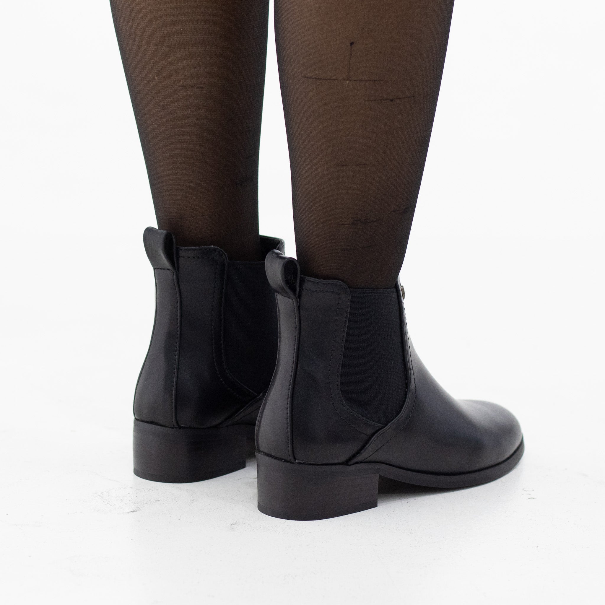 Hudson 4cm heel chelsea pu ankle boot black