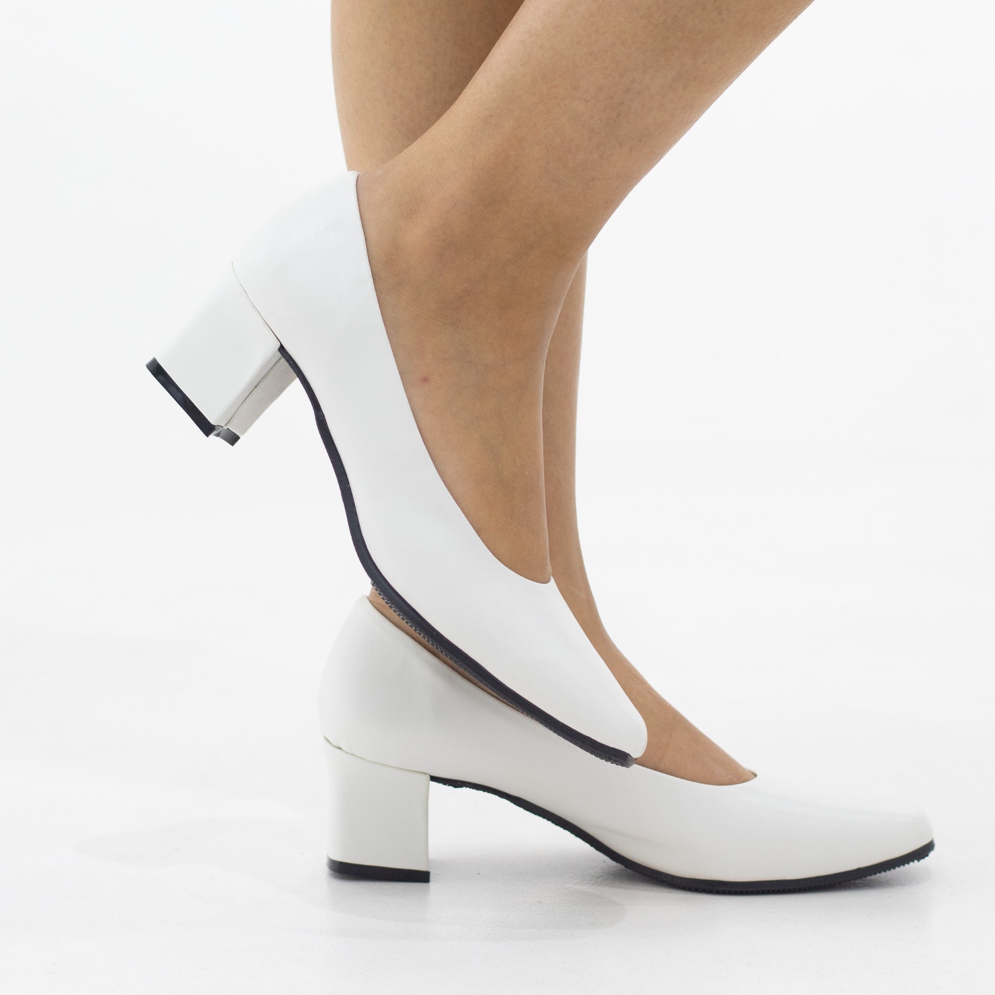 Local basic comfort 5.5cm heel court shoe