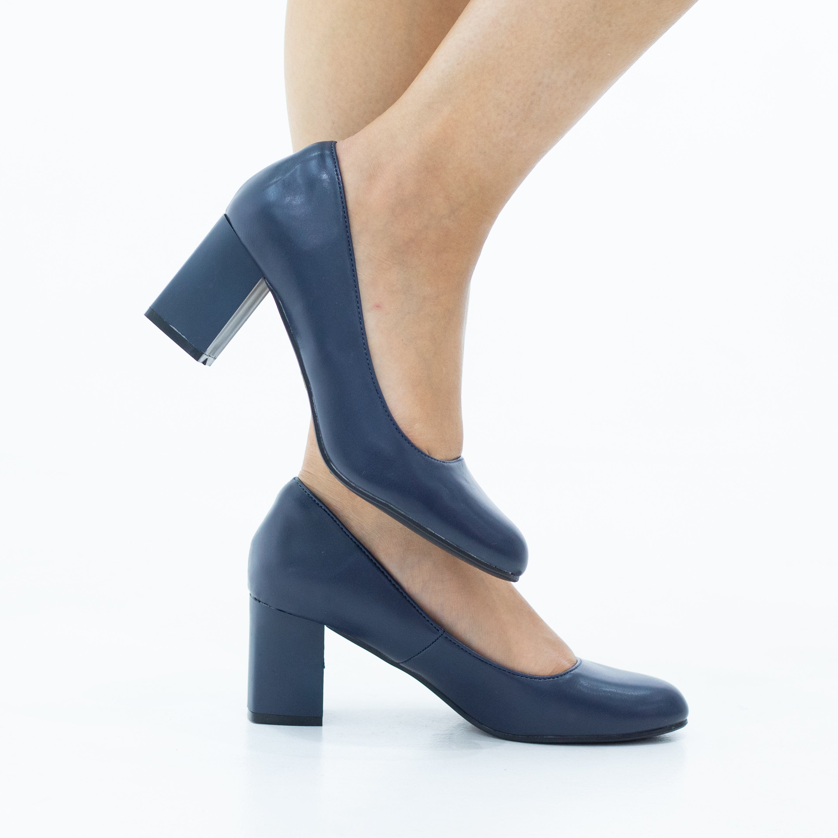 Bruna round toe comfy 6.5cm block heel court shoe
