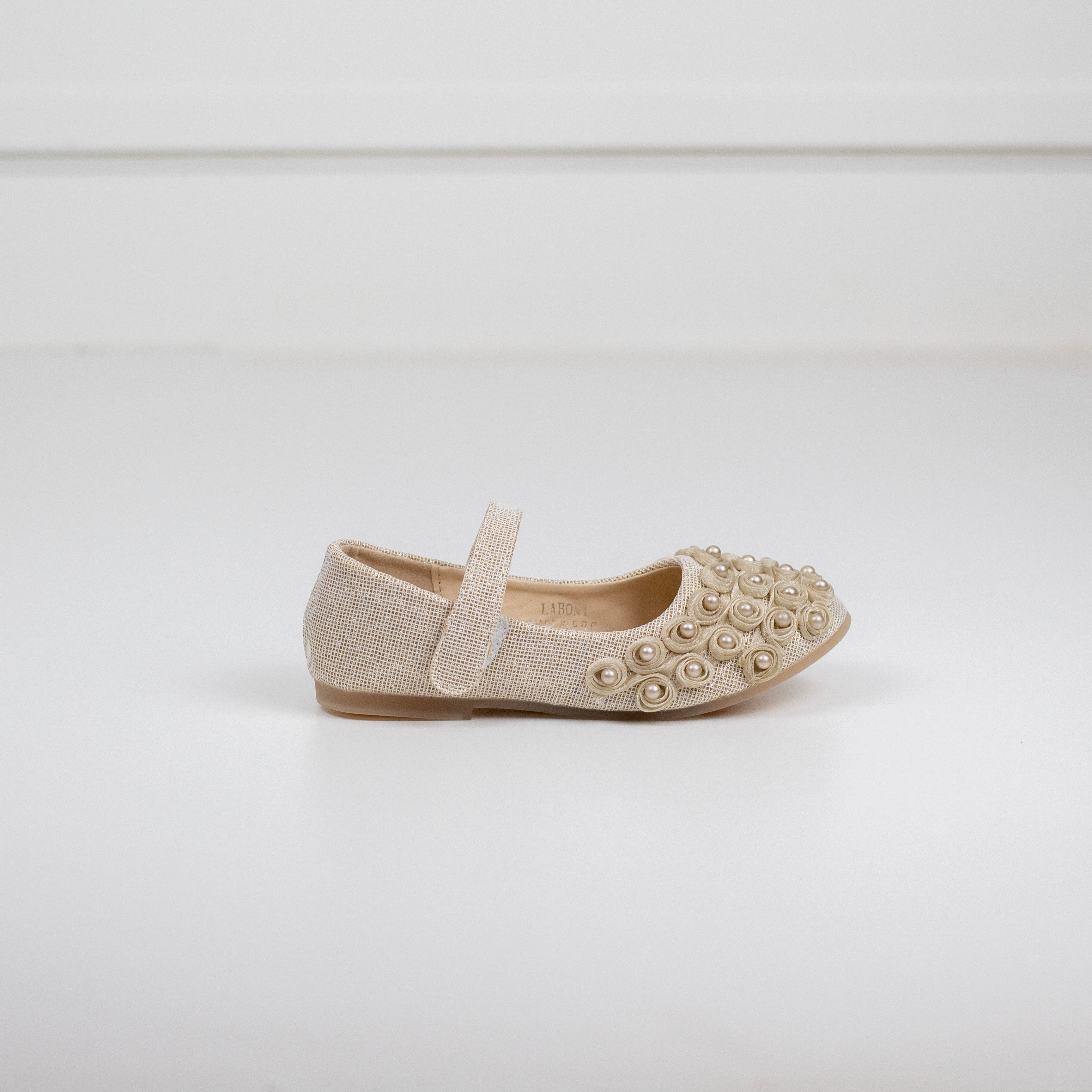 Nude infants girls sequenced pearls pump laboni