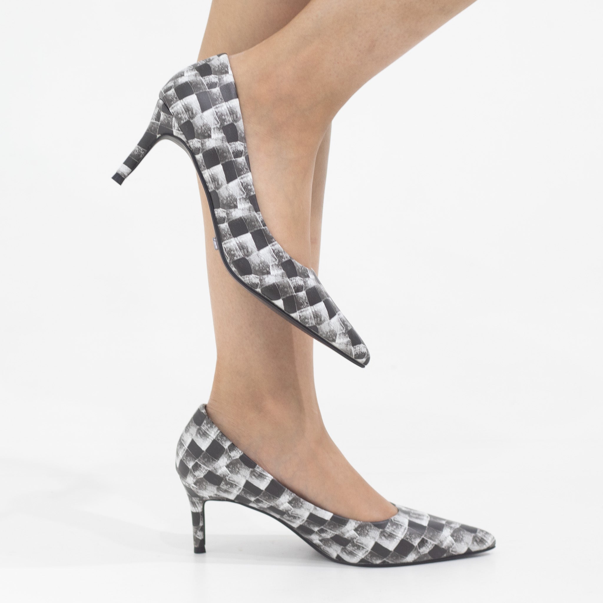 Black 7cm heel  multi colored pointy court banu