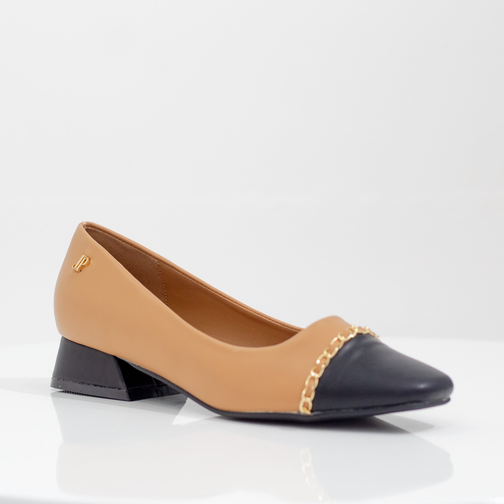 two toned 2.5cm heel with court camel