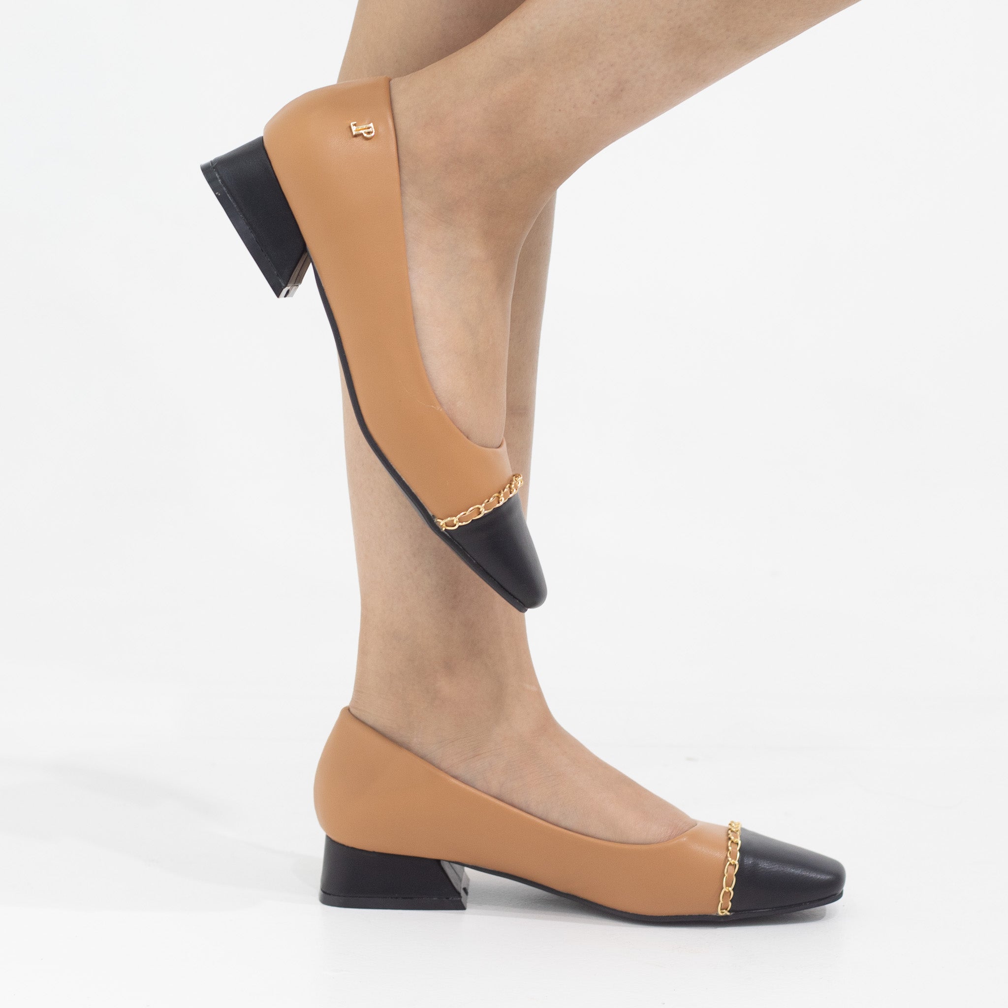Camel two toned 2.5cm heel with court laika