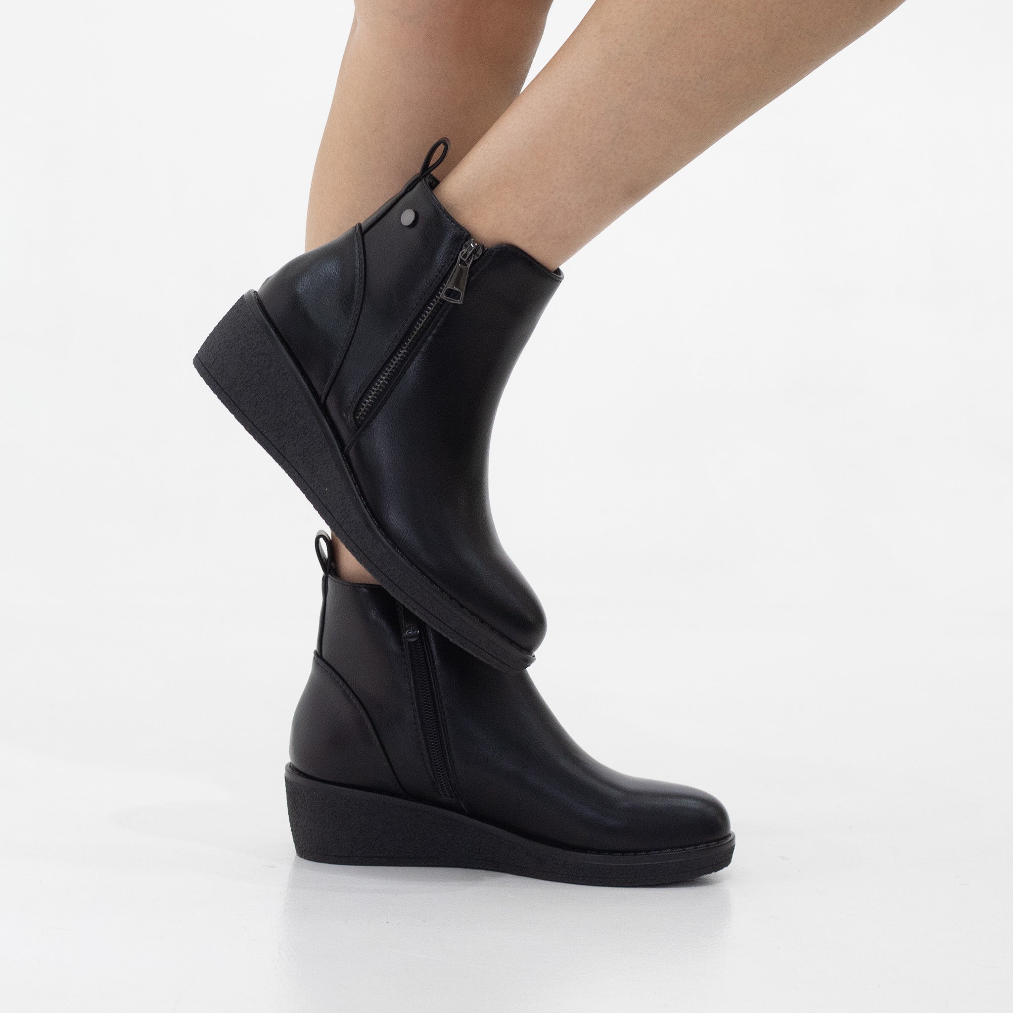 Lyte pu zipper detailed ankle boot on 4.5cm wedge heel black