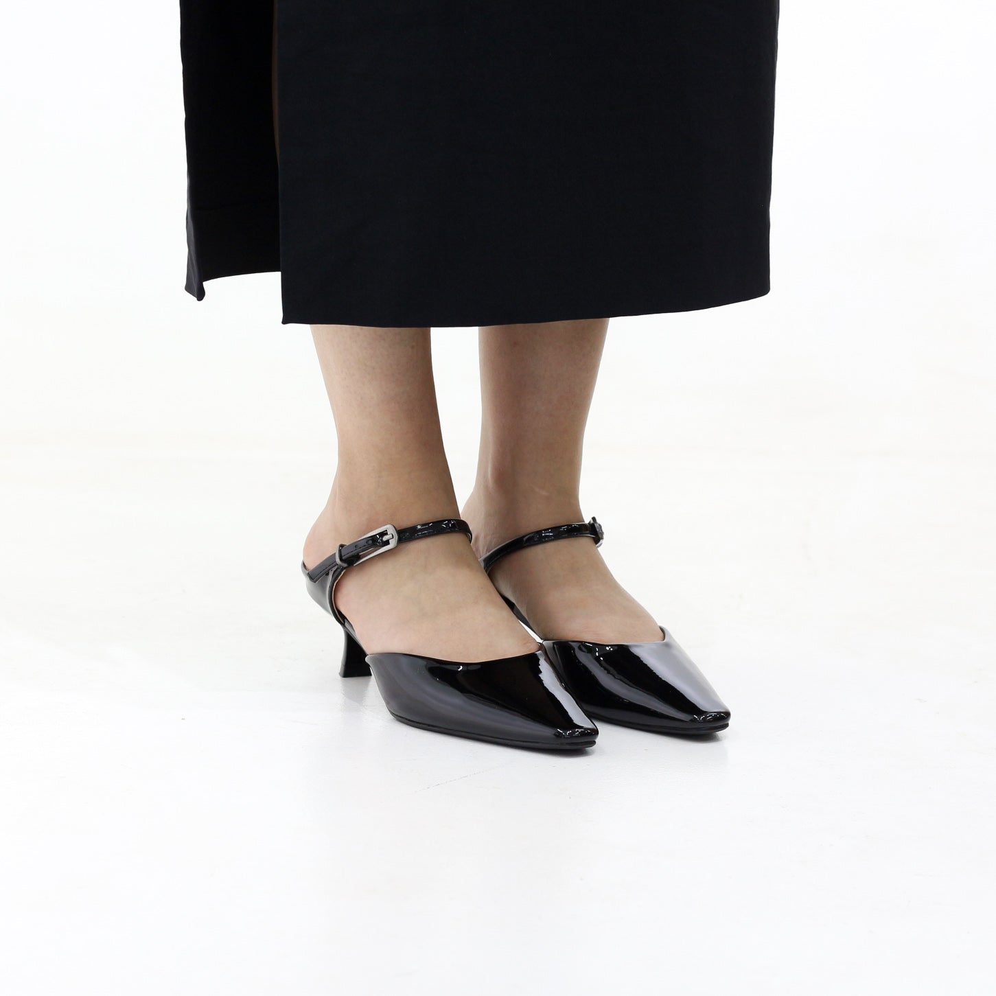 Terra Low kitten 5.5cm heel with ankle strap