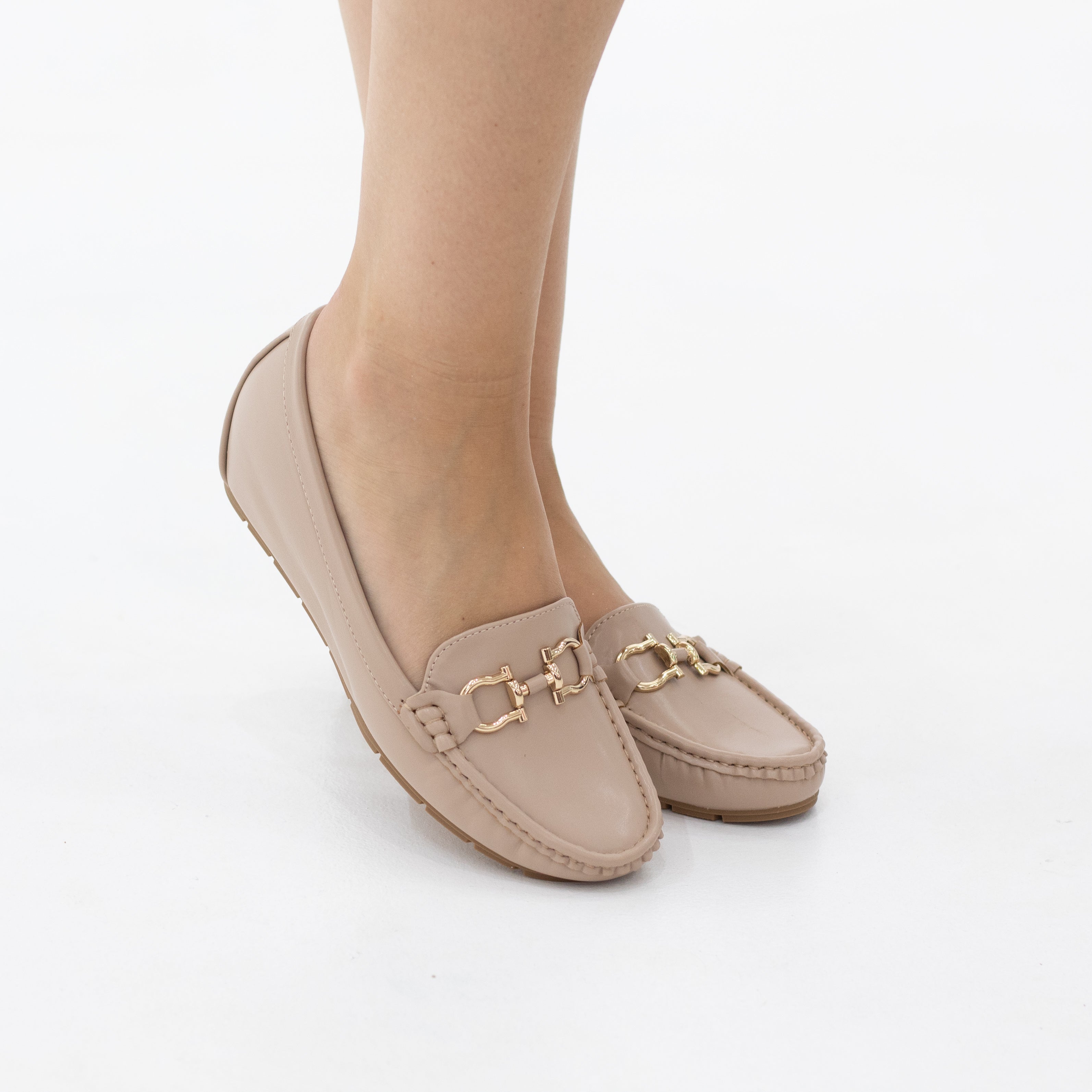 Rosel comfort 3.5cm wedge moc with a twist of gold detailed trim