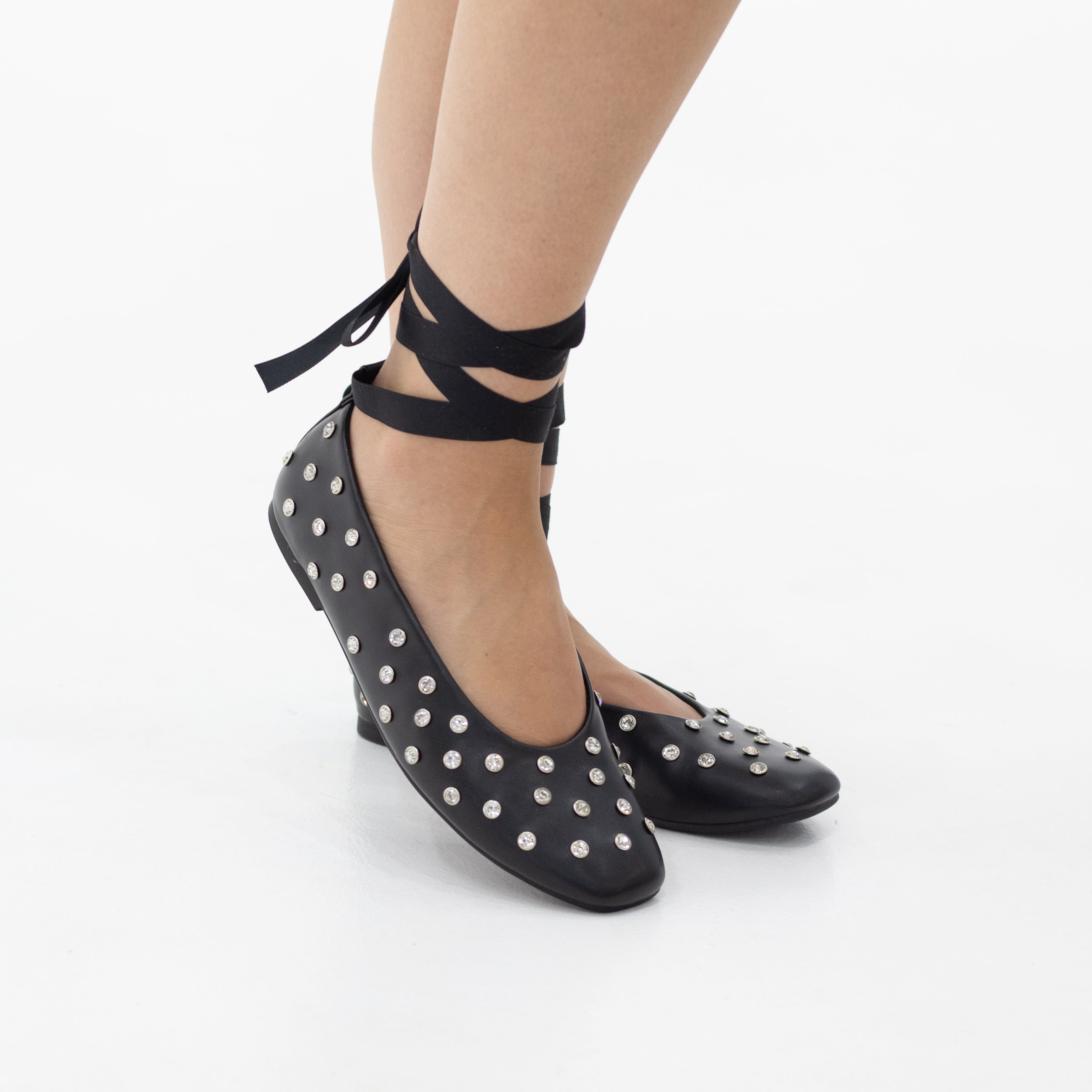 Emma Ballerina Flat tie-up studded flat pump with detachable ribbon