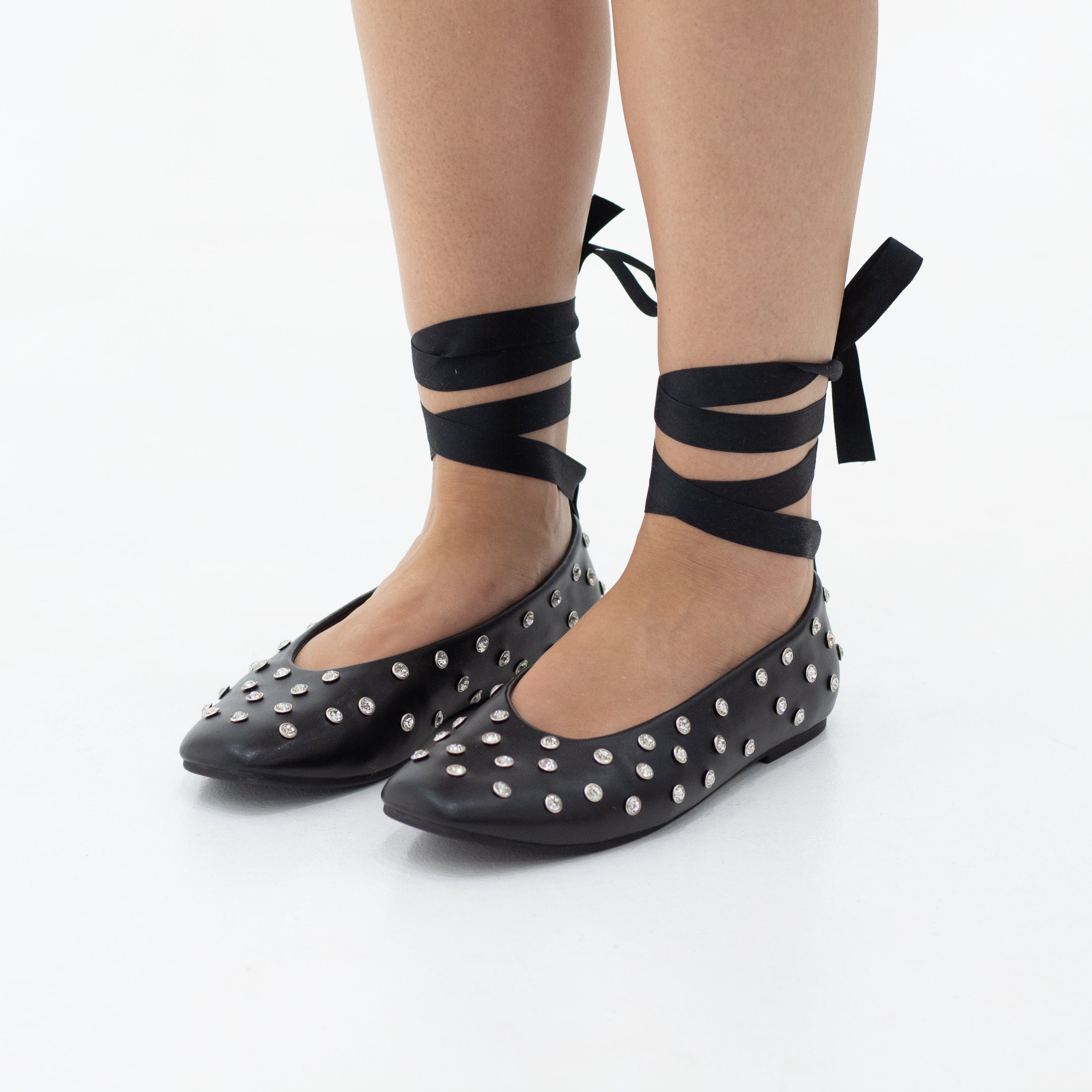 Emma tie-up studded flat pump with detachable ribbon