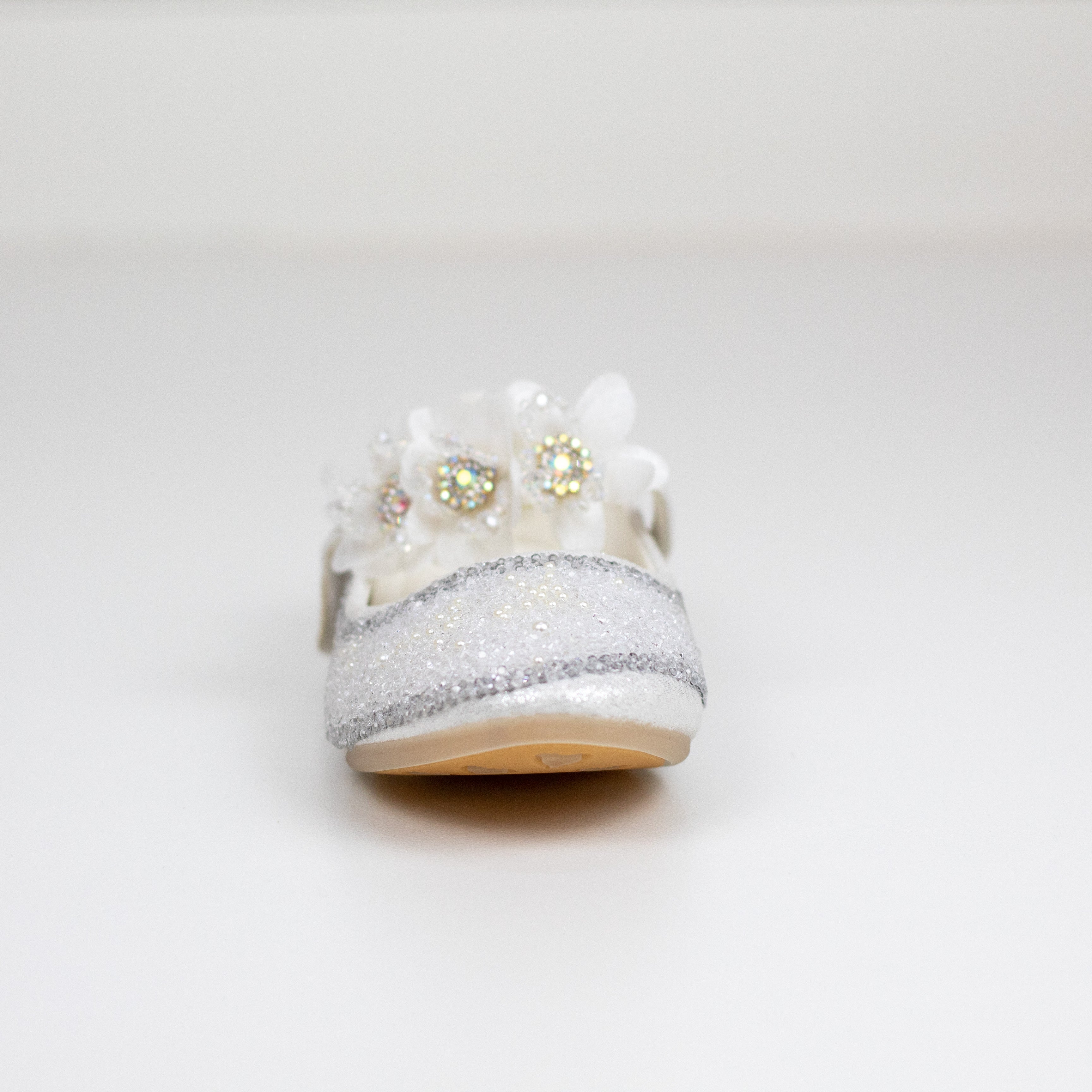 Amoli infant girls diamante upper pump with flower belt white