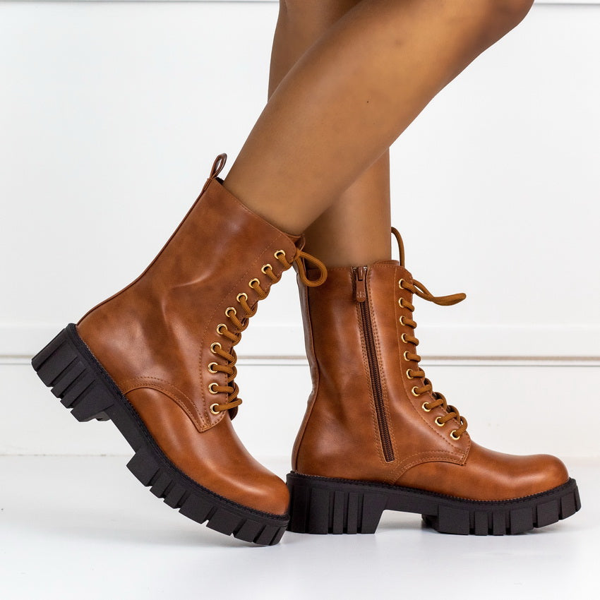Tan lace up 880819 ankle boot jill