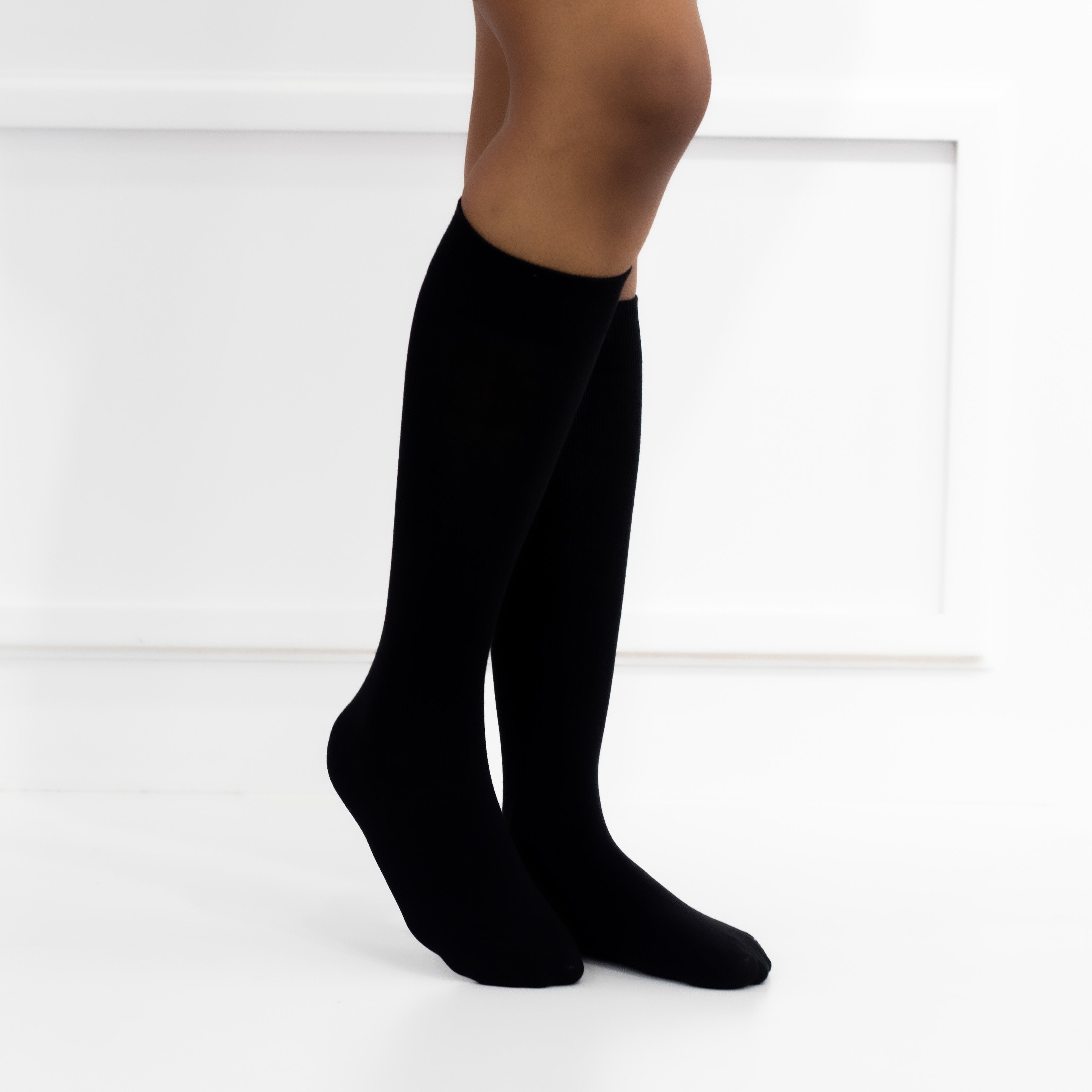 Mia ladies knitted socks black