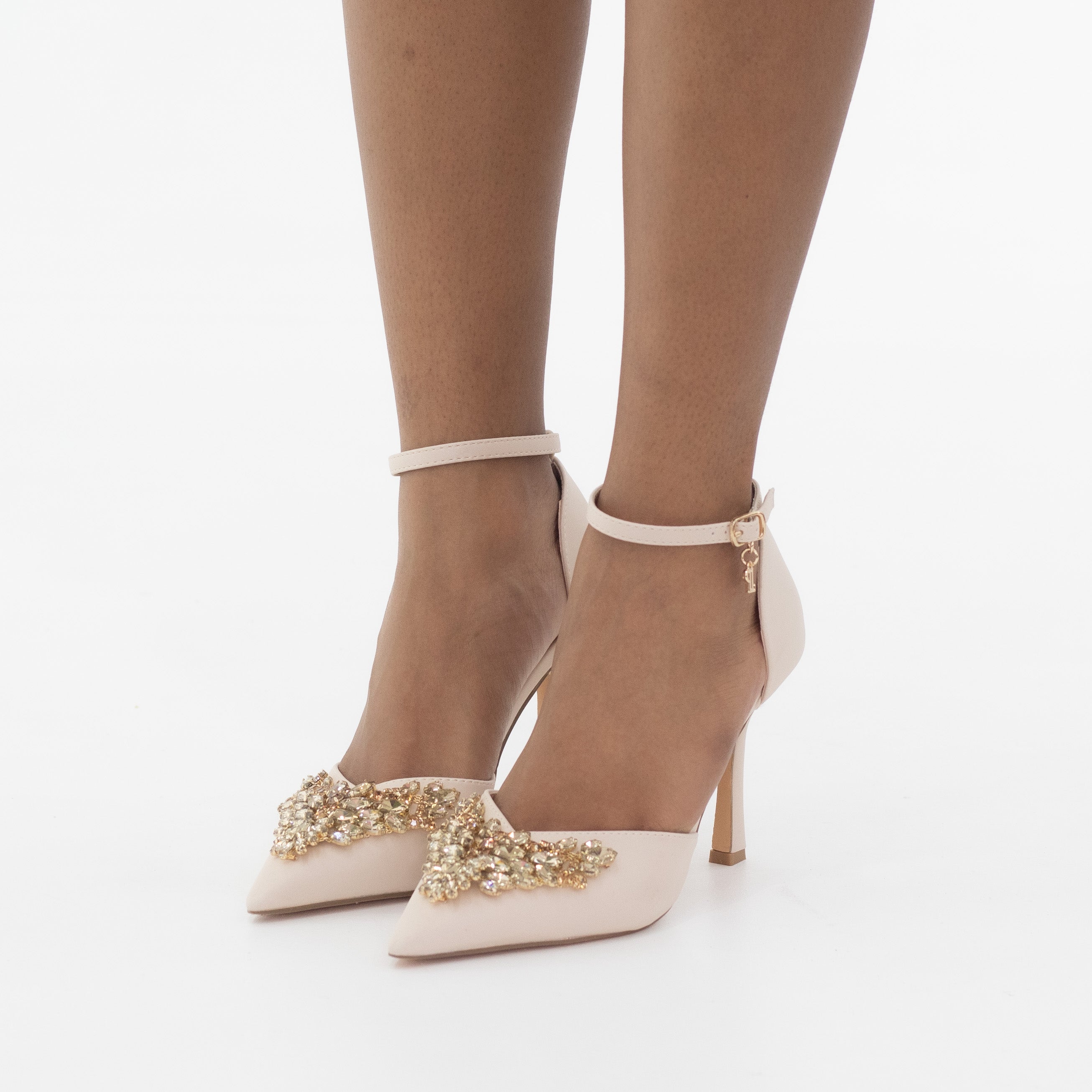 Kora mid heel SATIN PU with v-shaped diamante trim nude