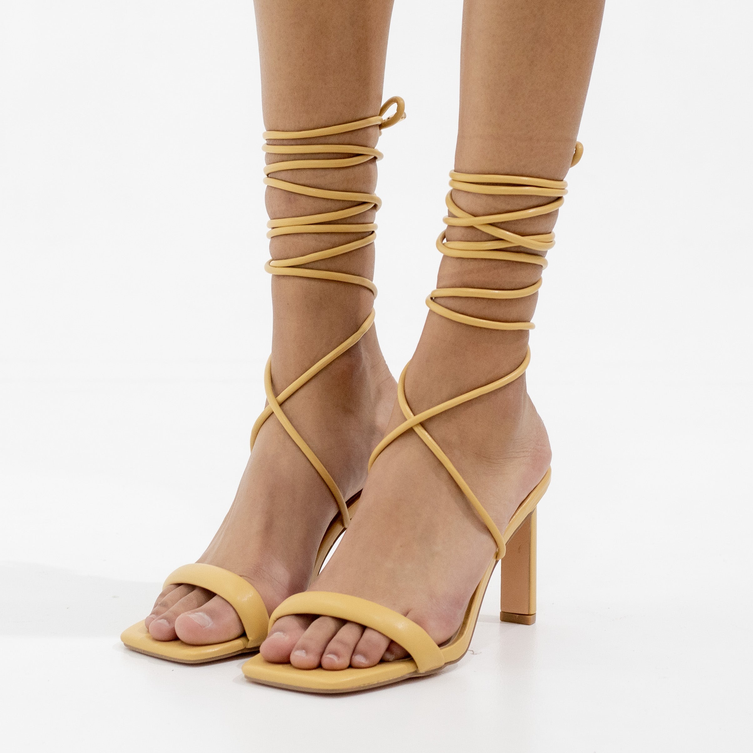 Fern tie up one band 8.5cm medium heel mustard