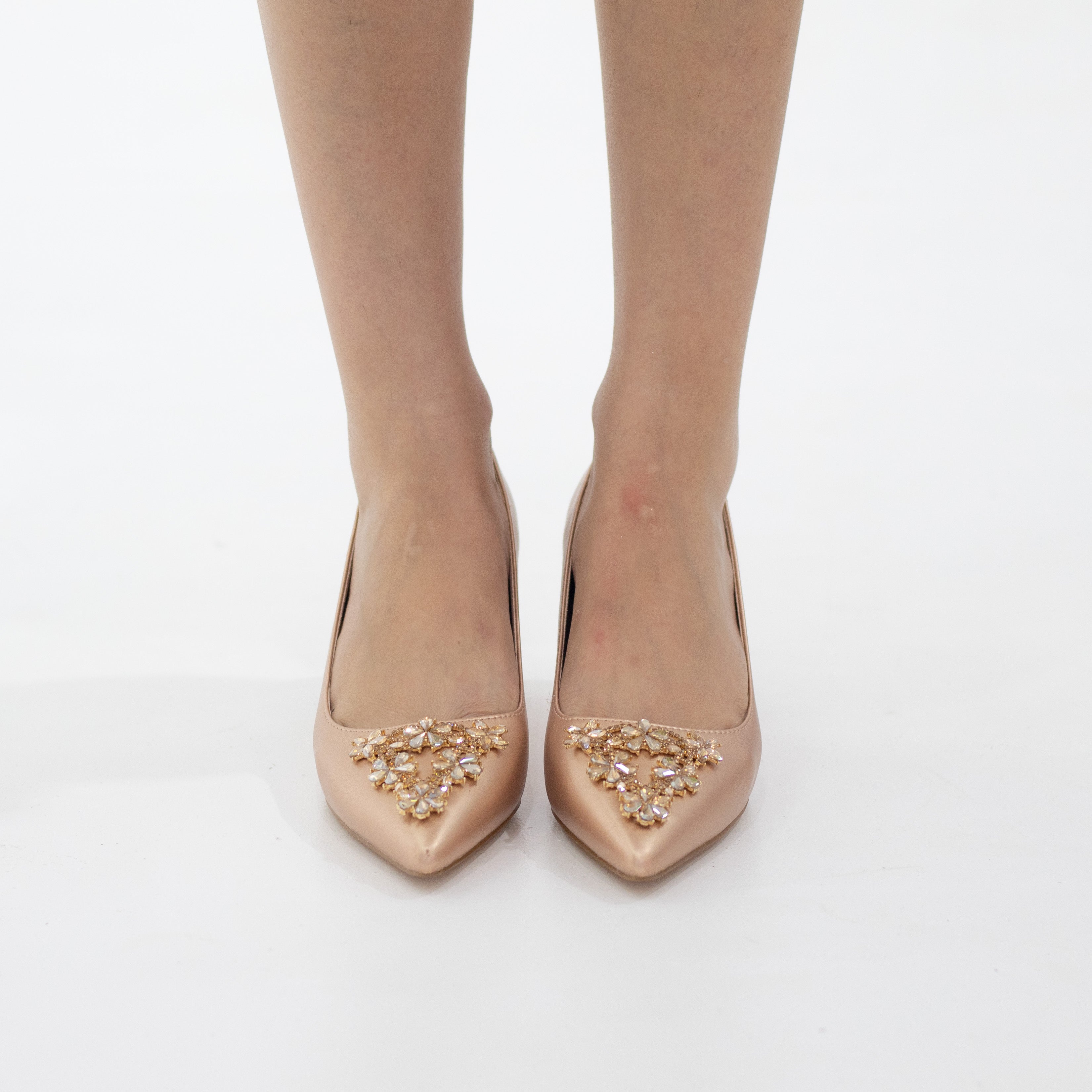 Sabiya mid heel court with triangle trim rose gold