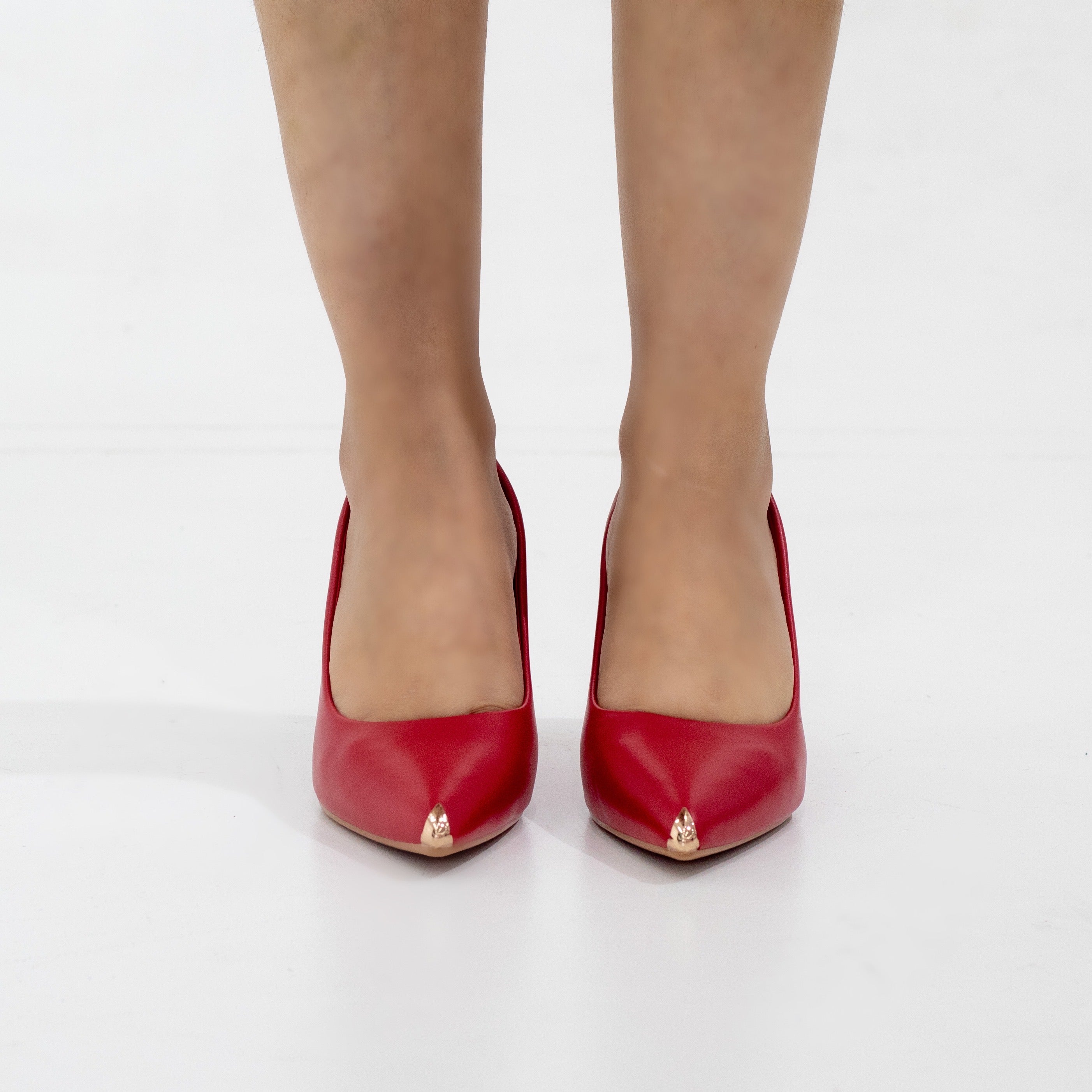 Doha Faux court with gold pointy toe on 8cm heel red