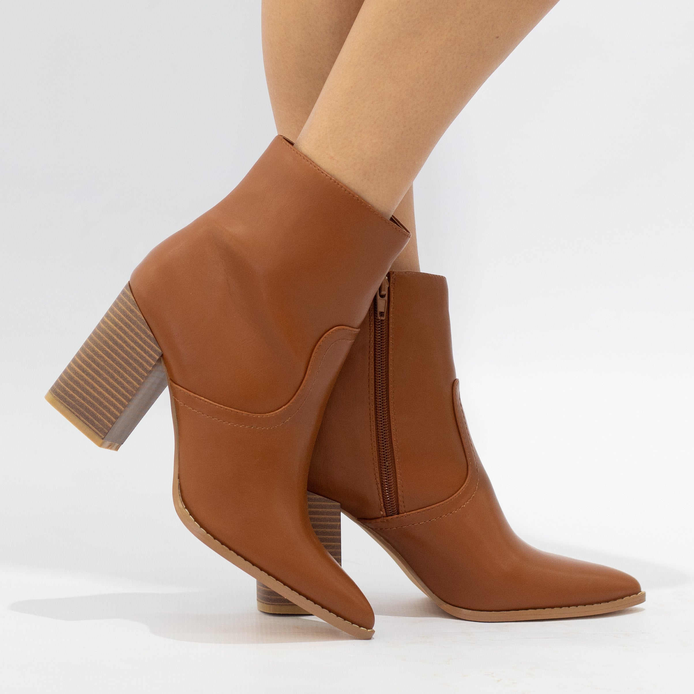 Avery 8.5cm block heel bootie LA08-10 pu tan