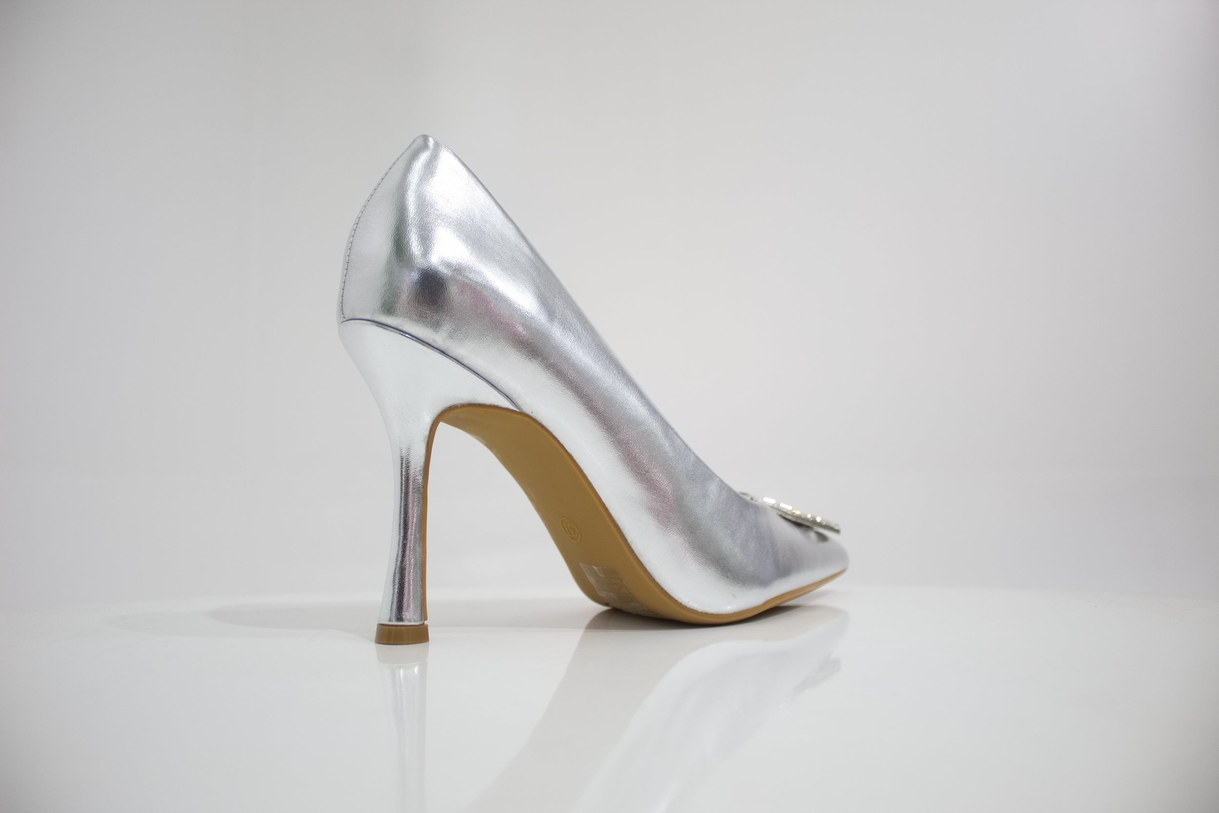 Valoria 9.5cm heel court with diamante trim silver