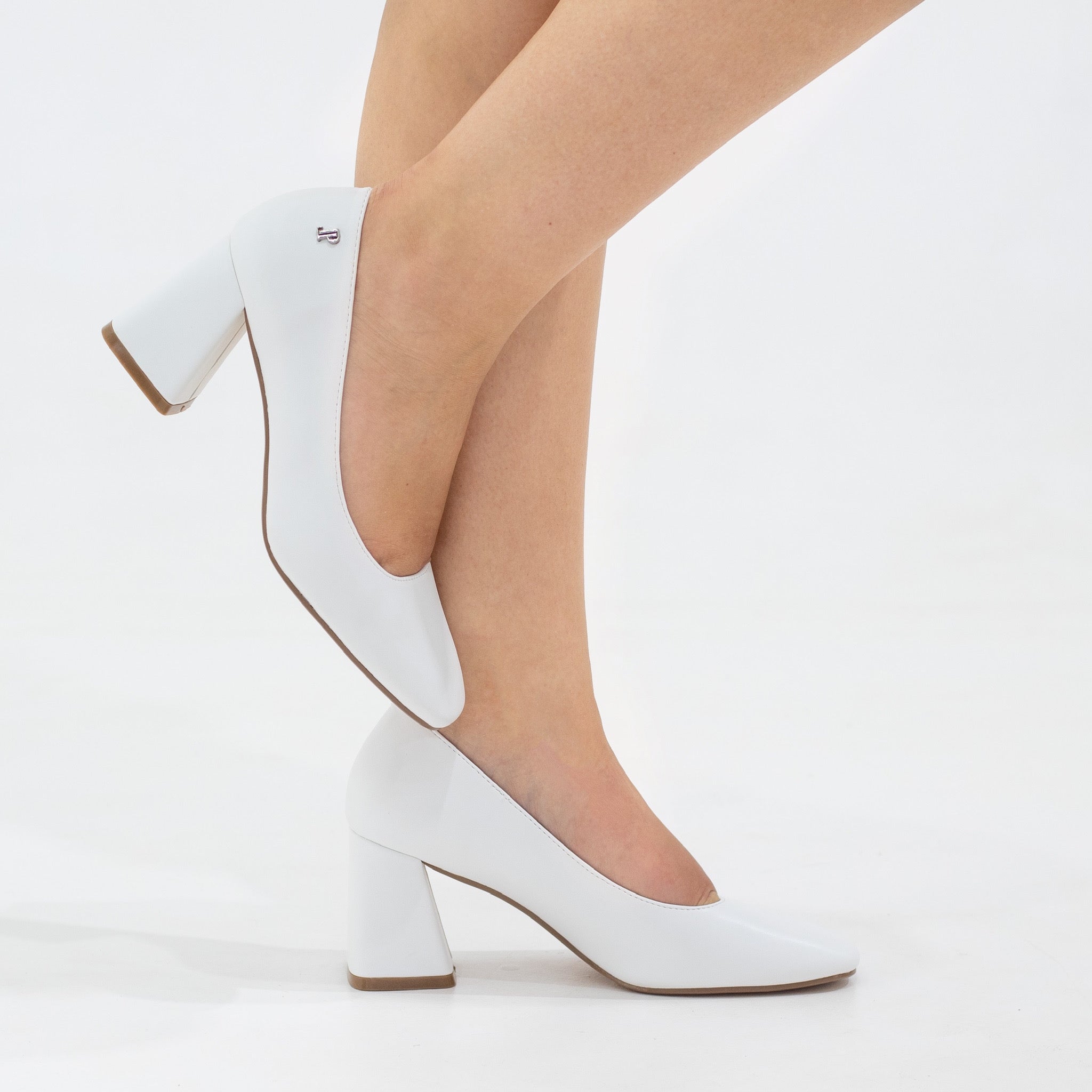 Lopa 7cm block heel PU court shoe white