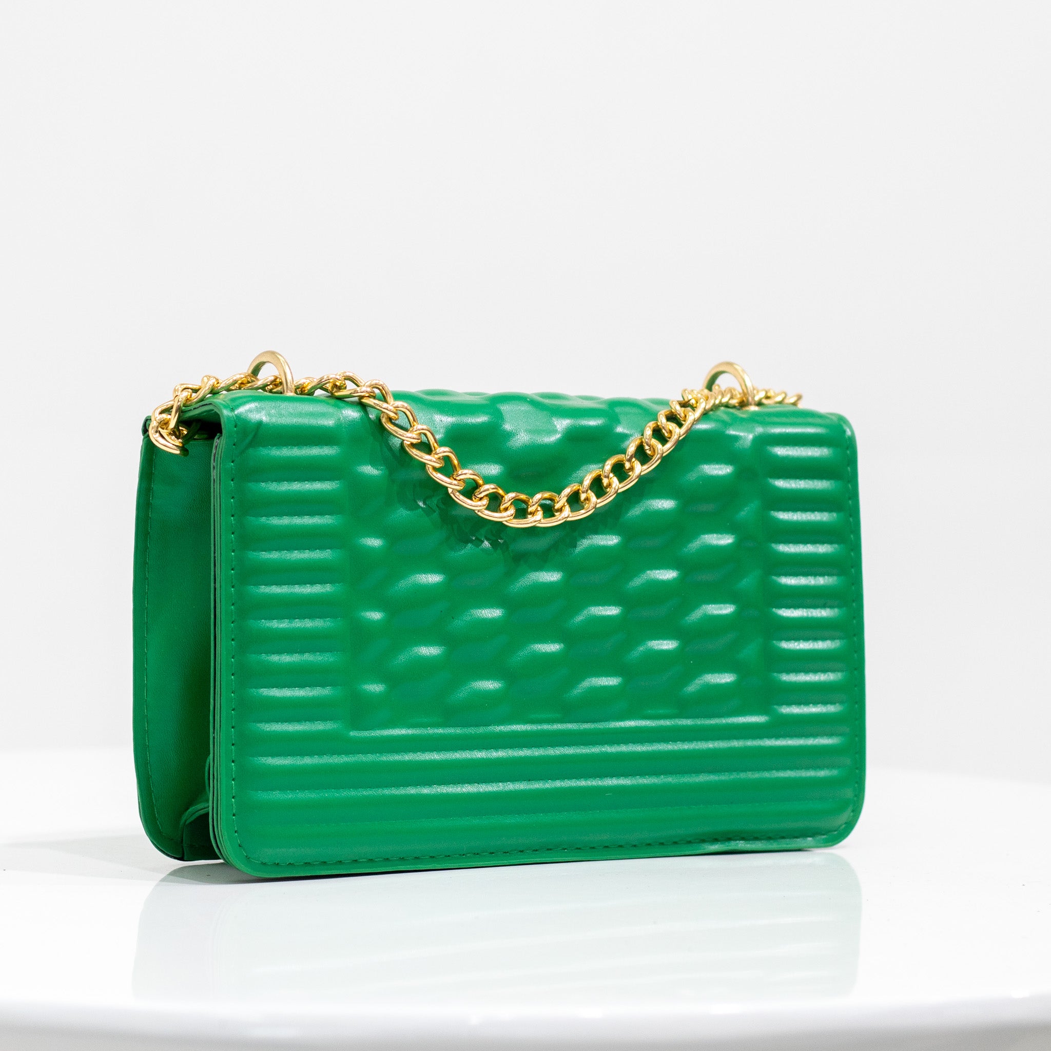 Ilka weaved gold chain convertible handbag green