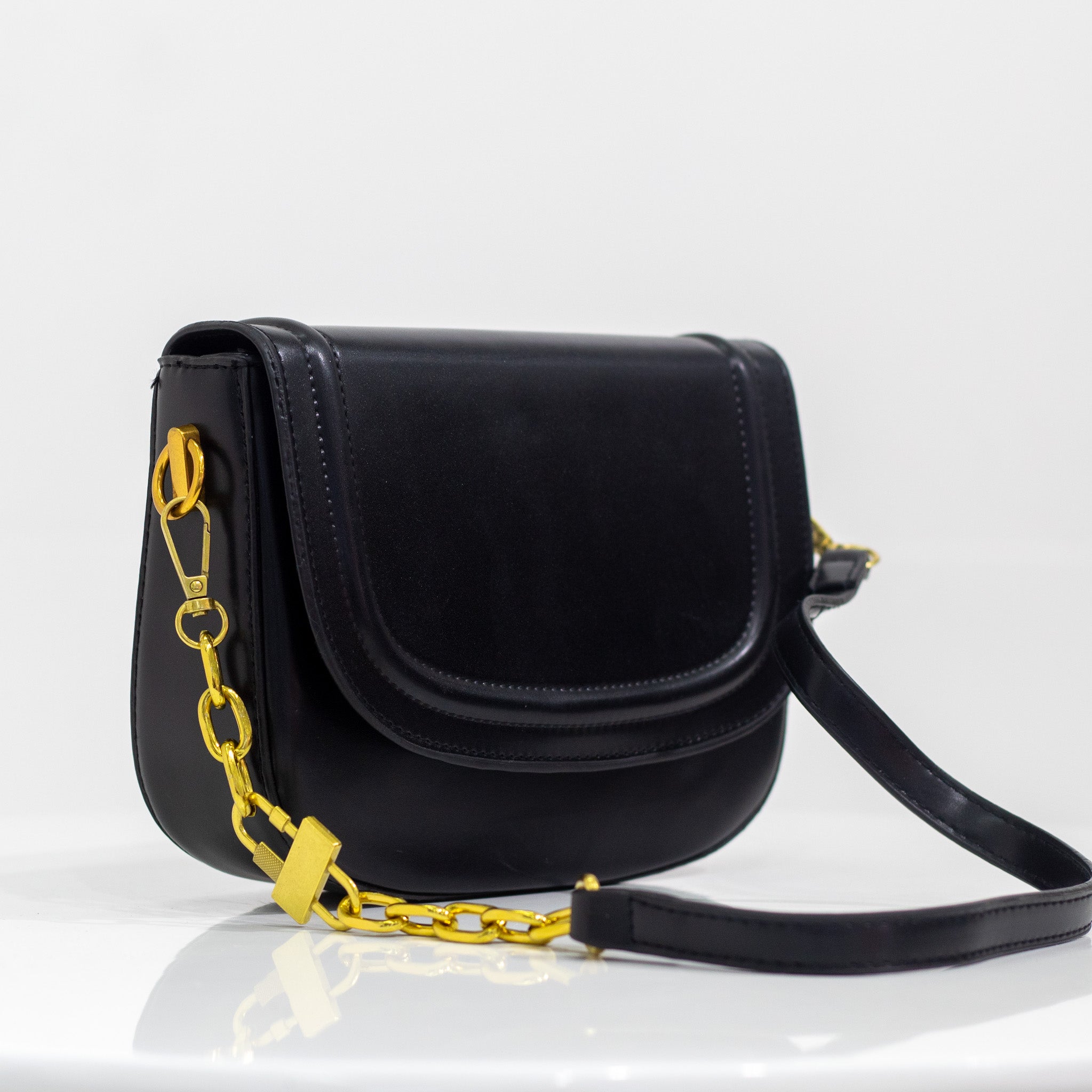 Quentin faux leather saddle bag black