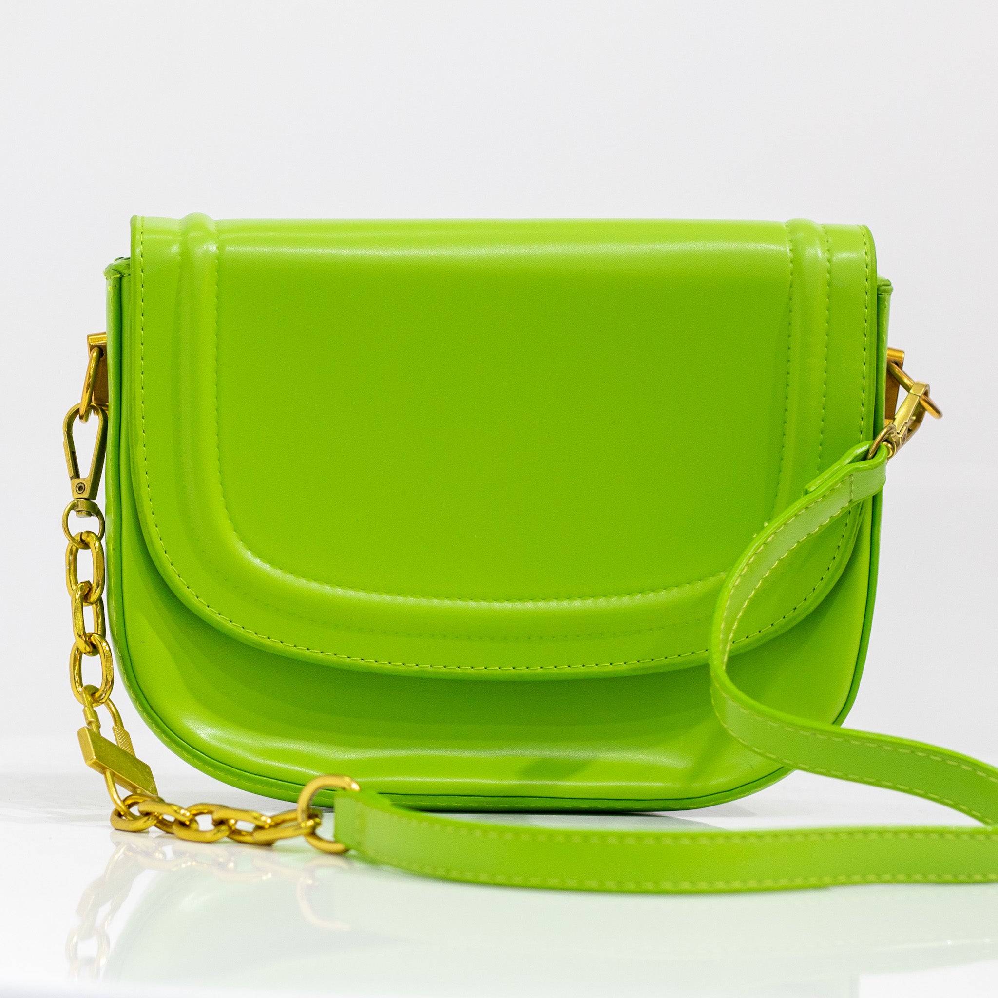 Quentin faux leather saddle bag green