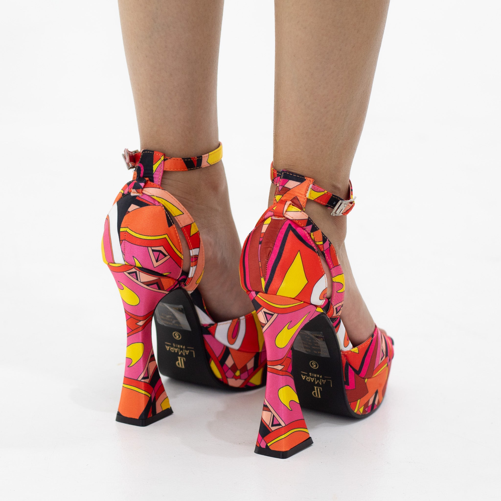 Darika printed multi-colored 13cm platform heel sandal fuschia