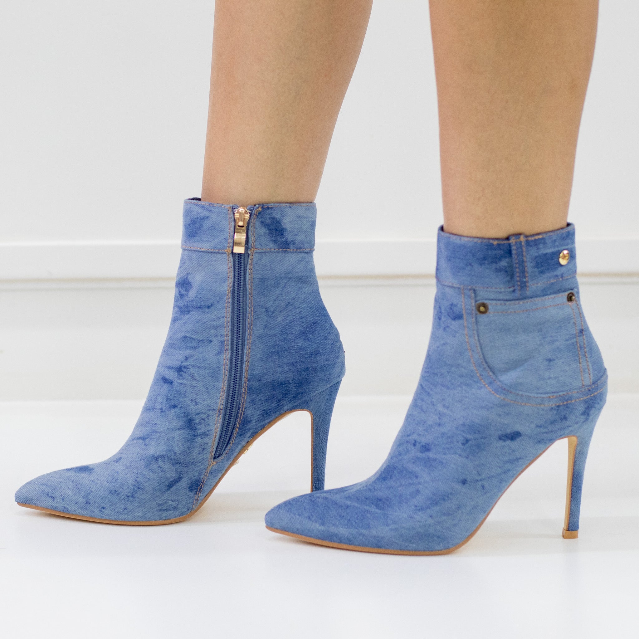 Blue 10cm heel low-rise jeans pointy ankle boot denim beat
