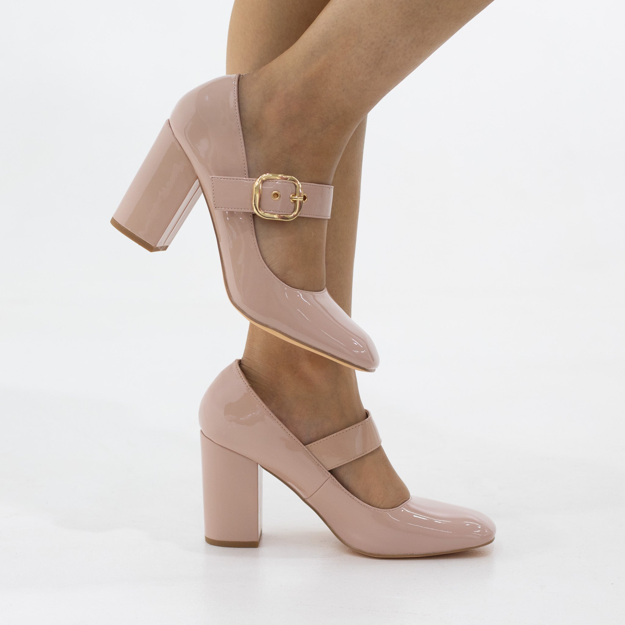 Moira strap belt 8.5cm block heel court pat