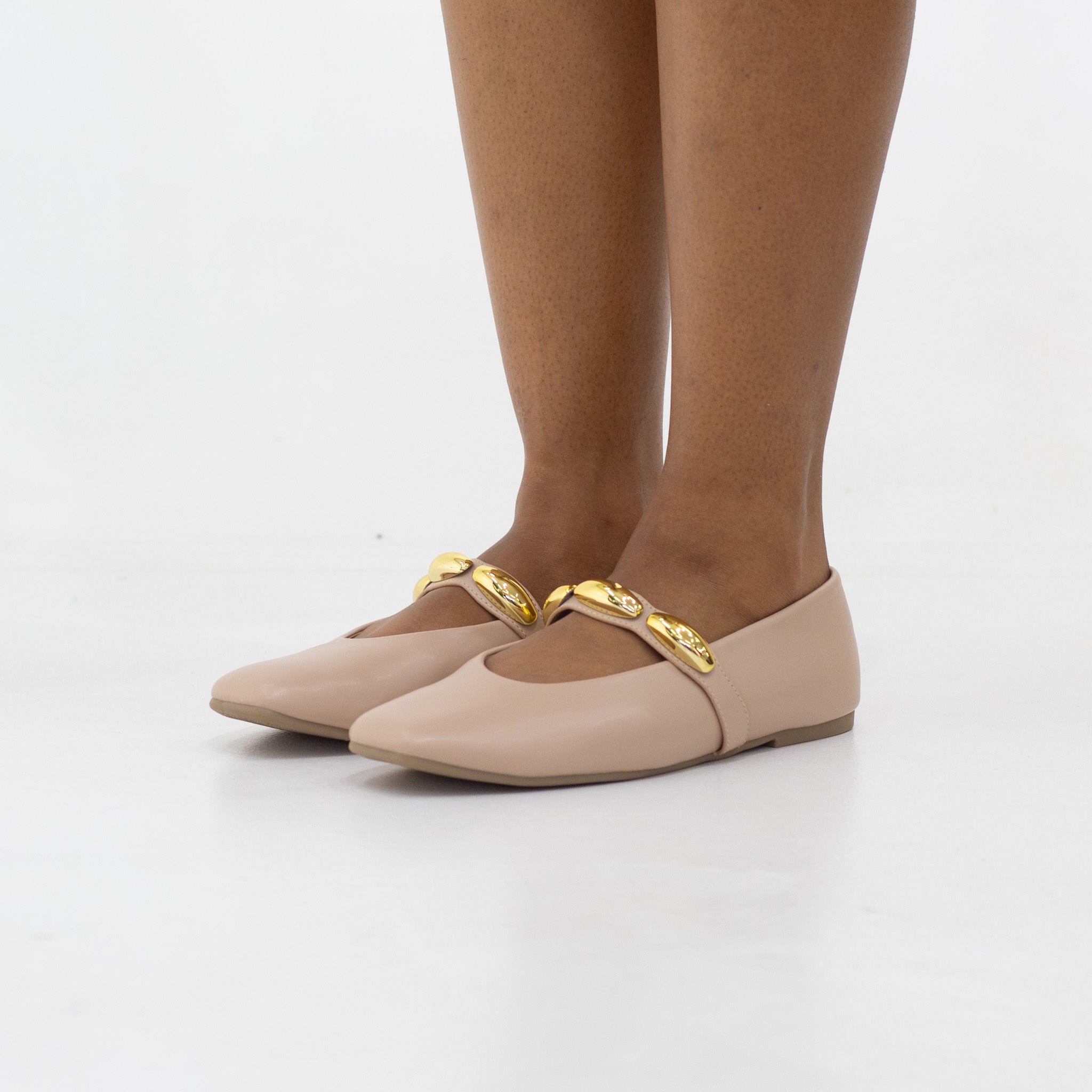 Kumo flat ballarina with gold trims pump shoe