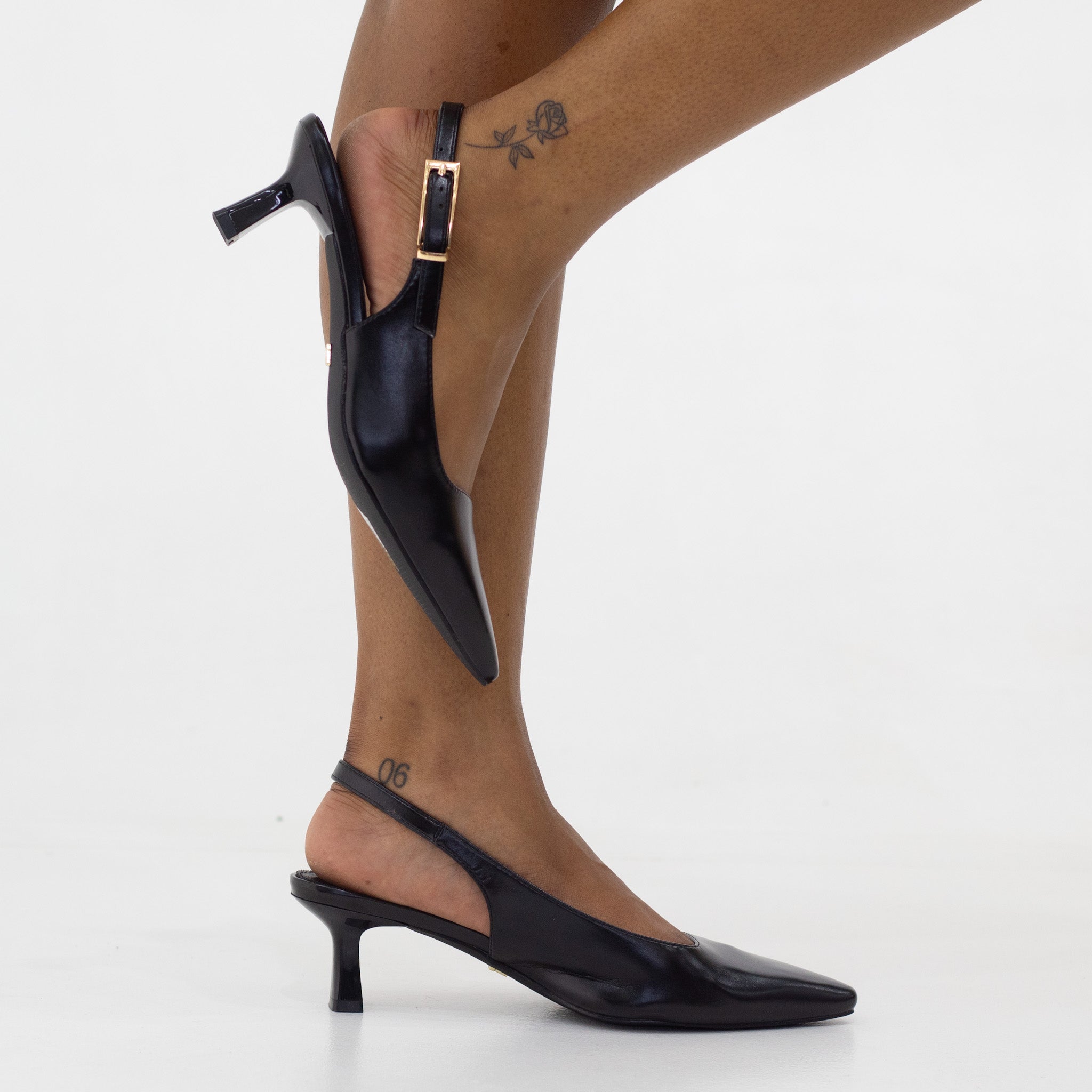 Catia patent pu 5cm heel sling back court