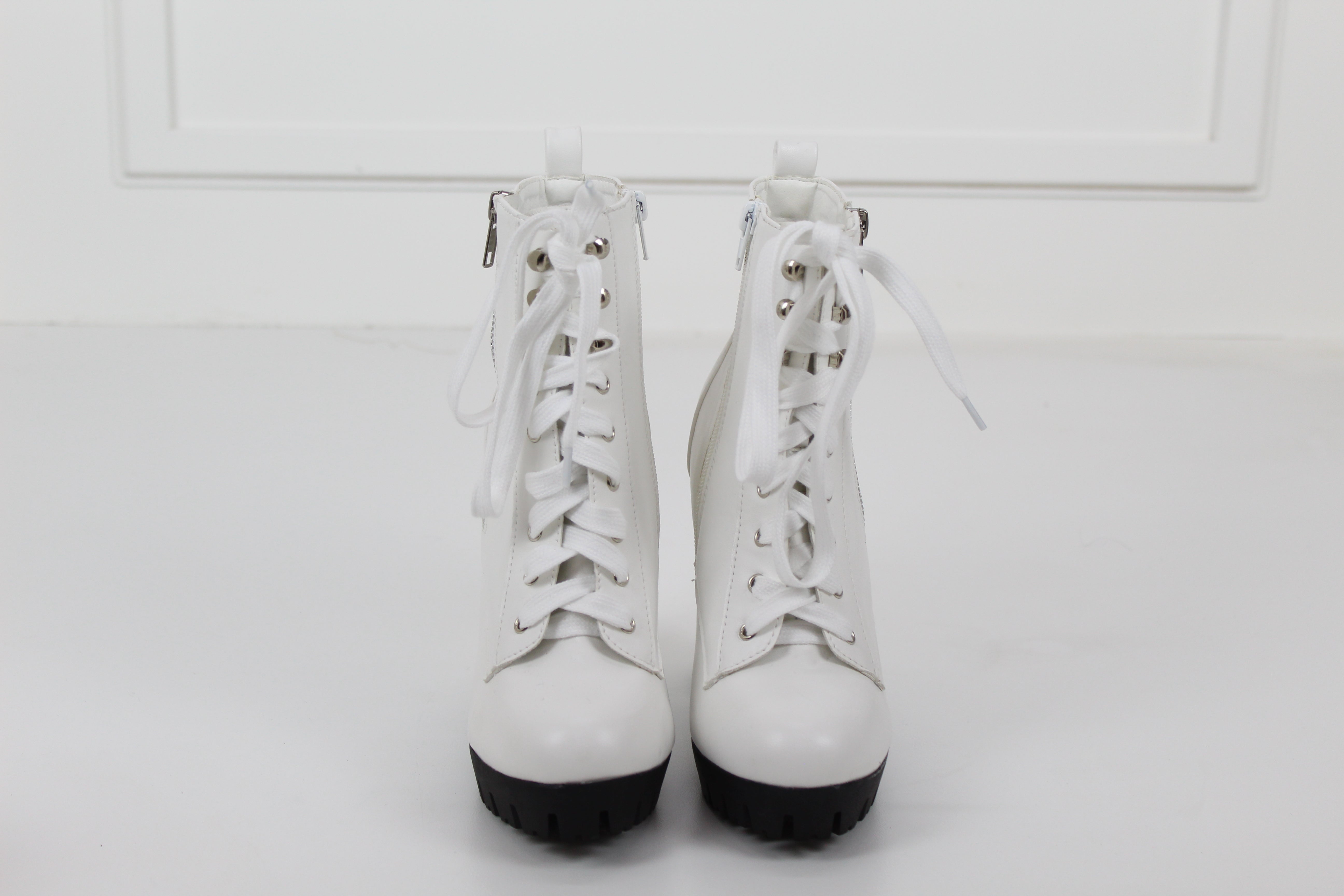 White lace up 11cm heel cleated sole ankle boot veronica