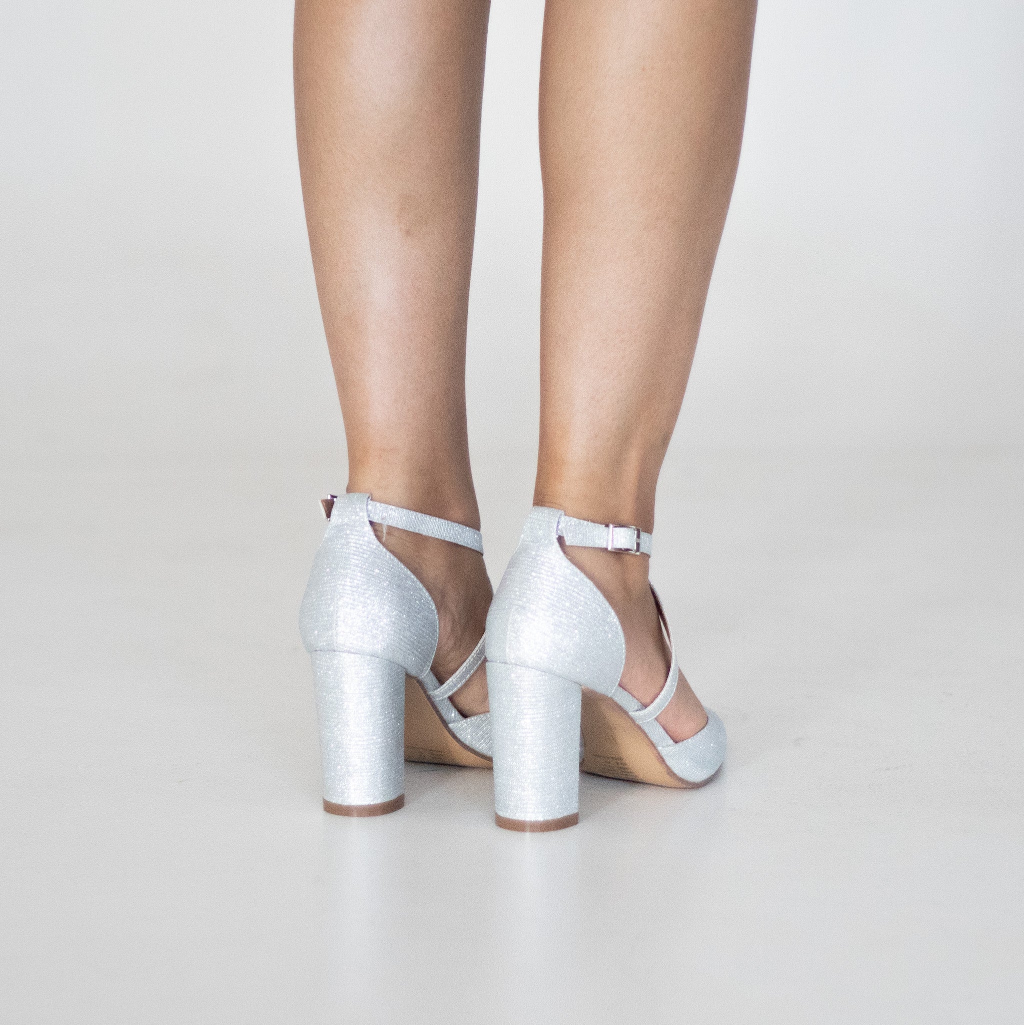Silver cross-belts open waist SHIMMER 8.5cm block heel femi
