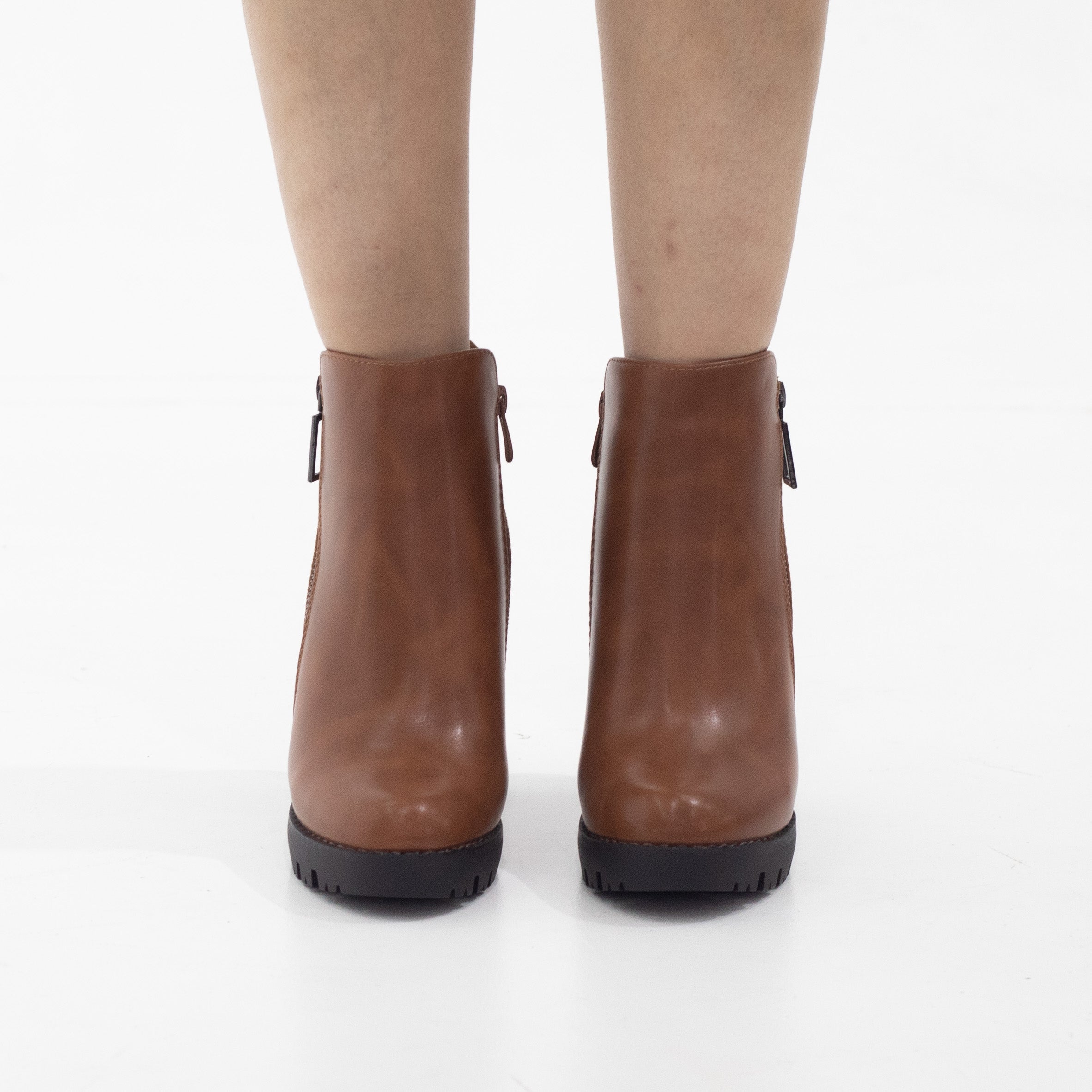 Tan 10cm heel side zip ankle boot uplift
