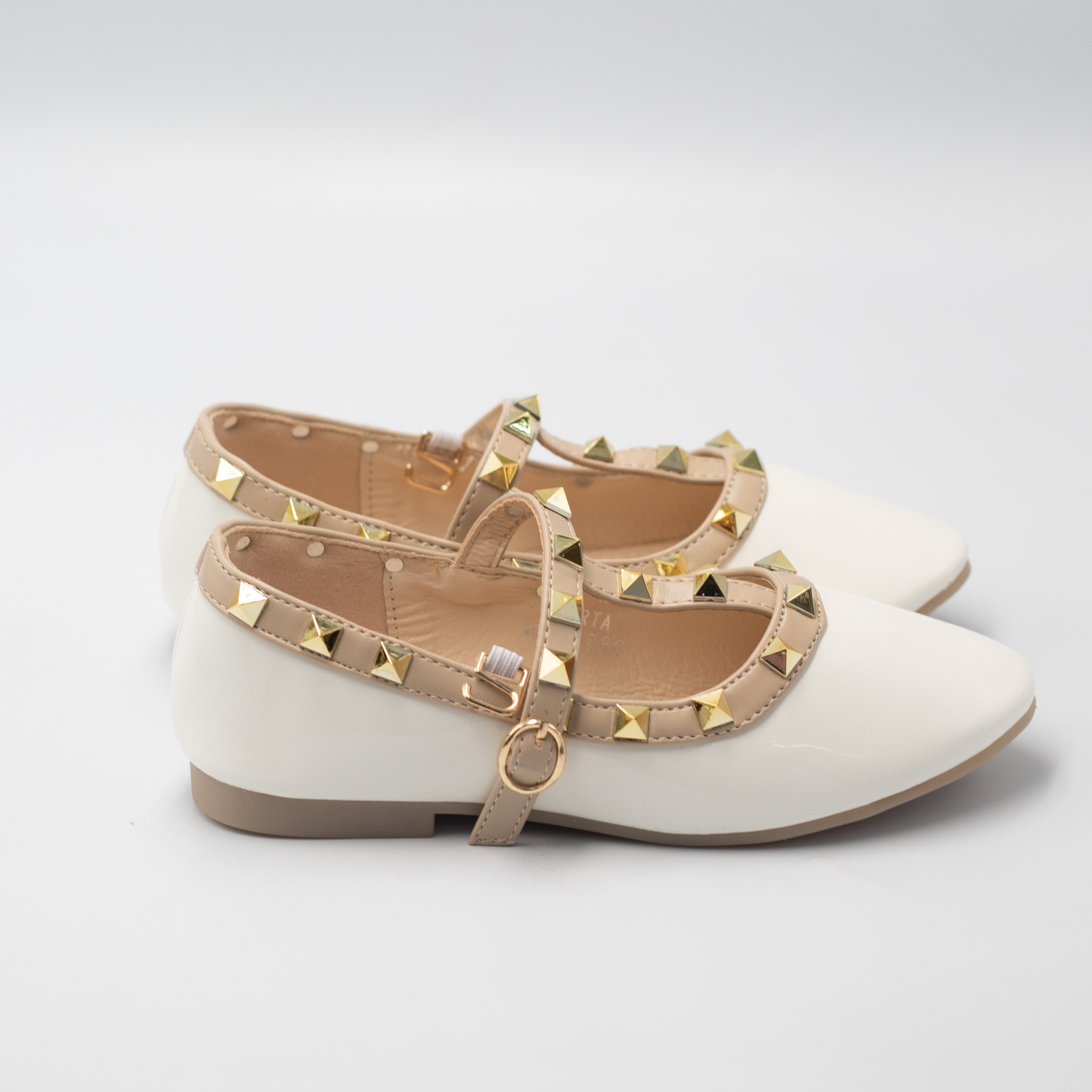 White inf girls dress pump with studded detail caria