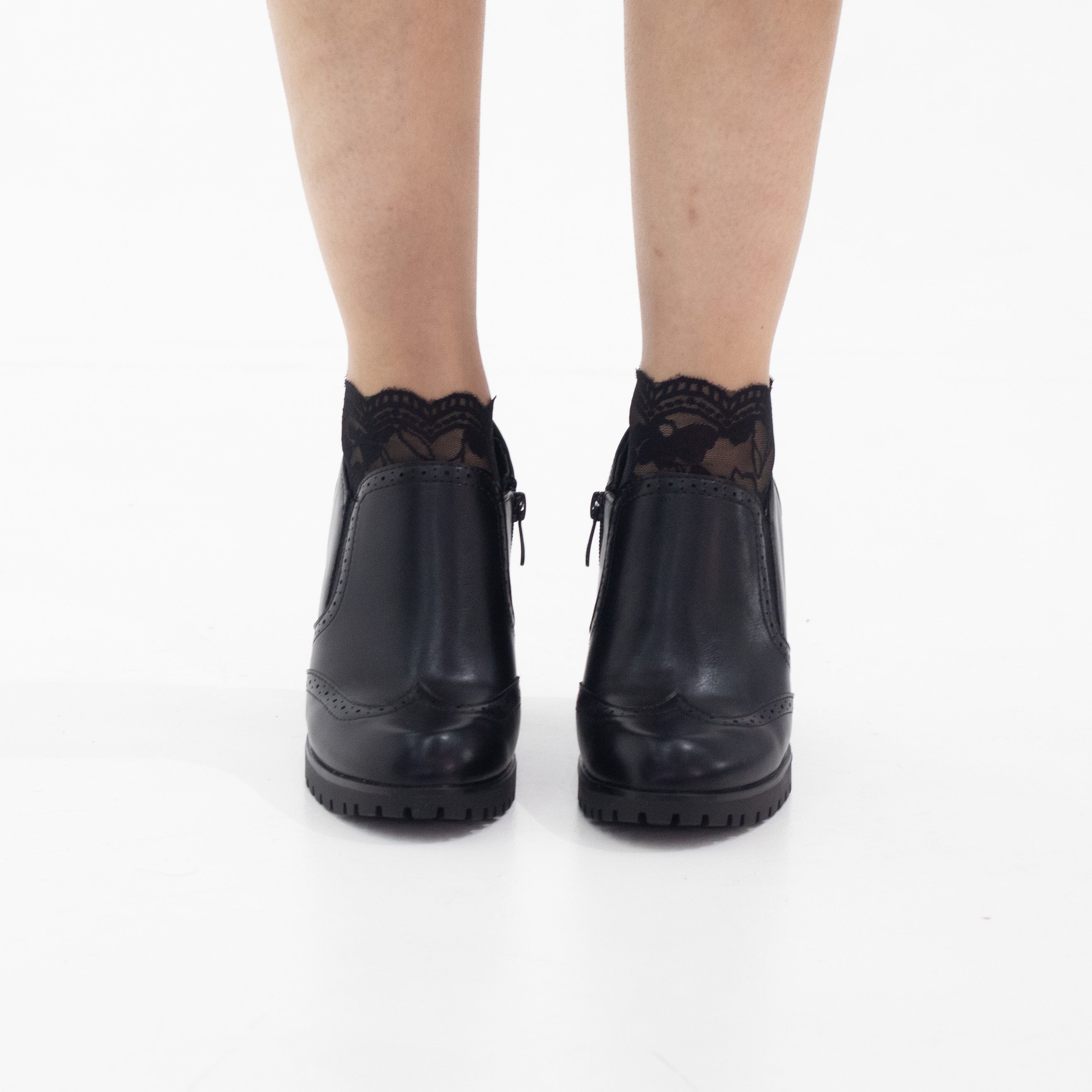 Black lace oxford 9cm high heel astoria