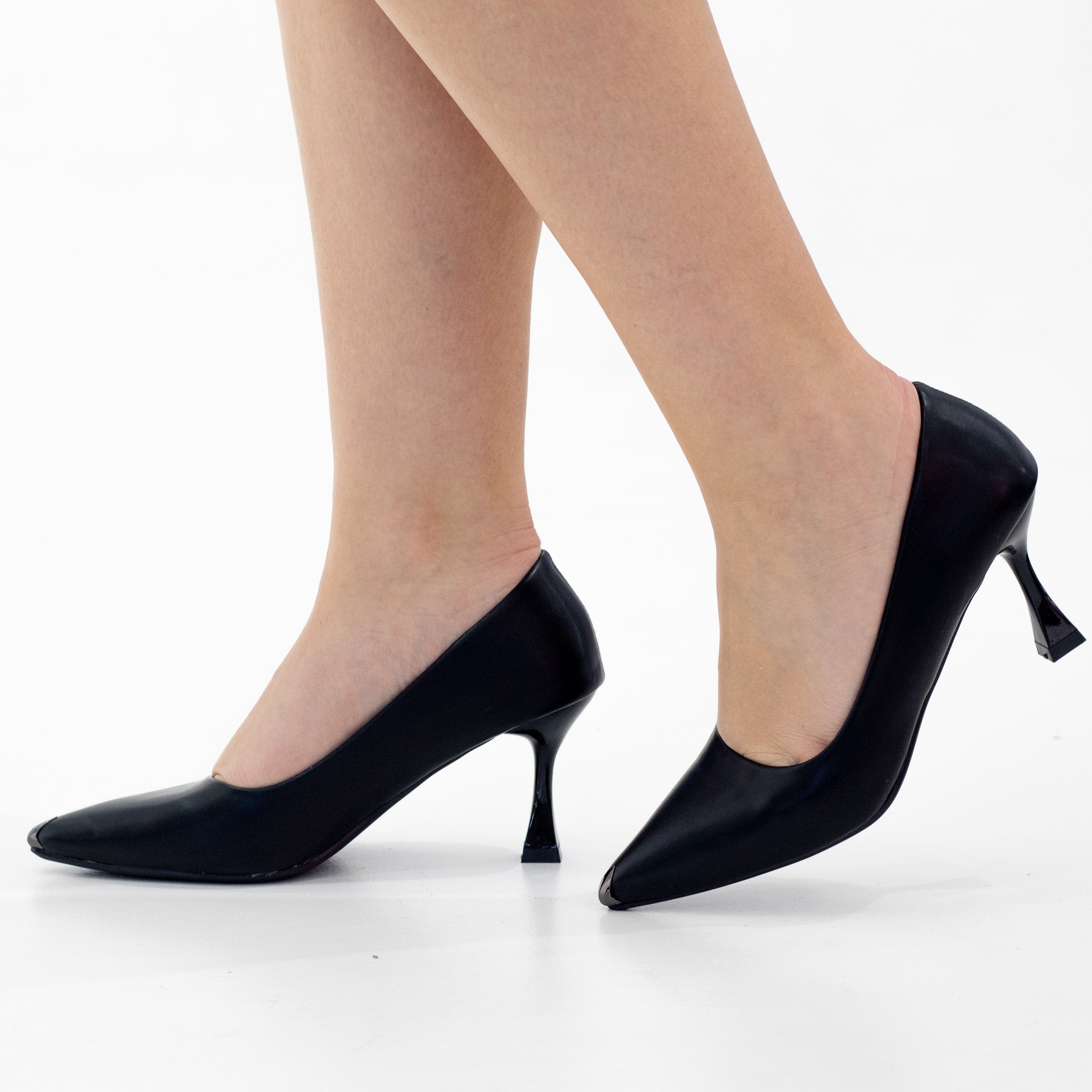 Black faux court with gold pointy toe on 8cm heel doha