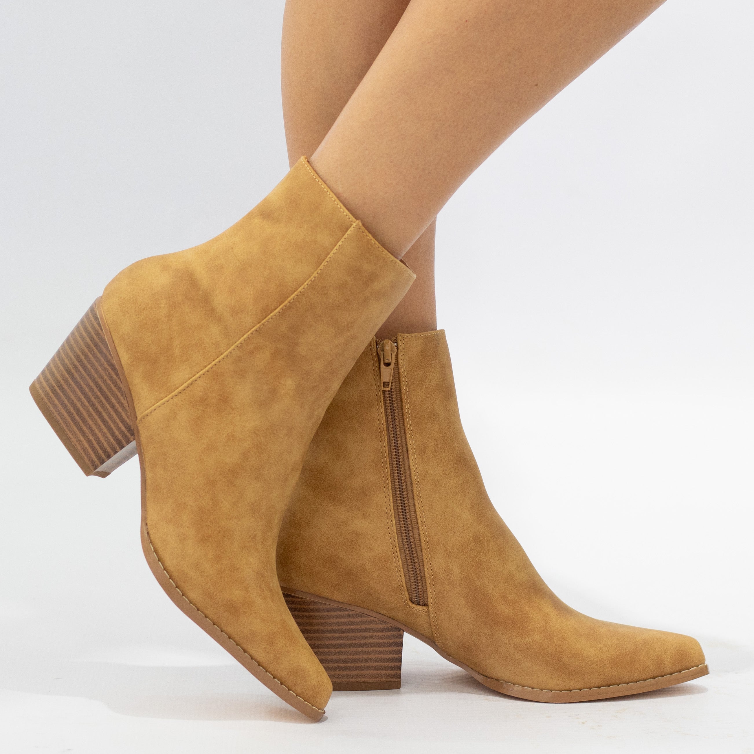 Noelle 6cm block heel LA08-18 NUBUCK ankle boot camel