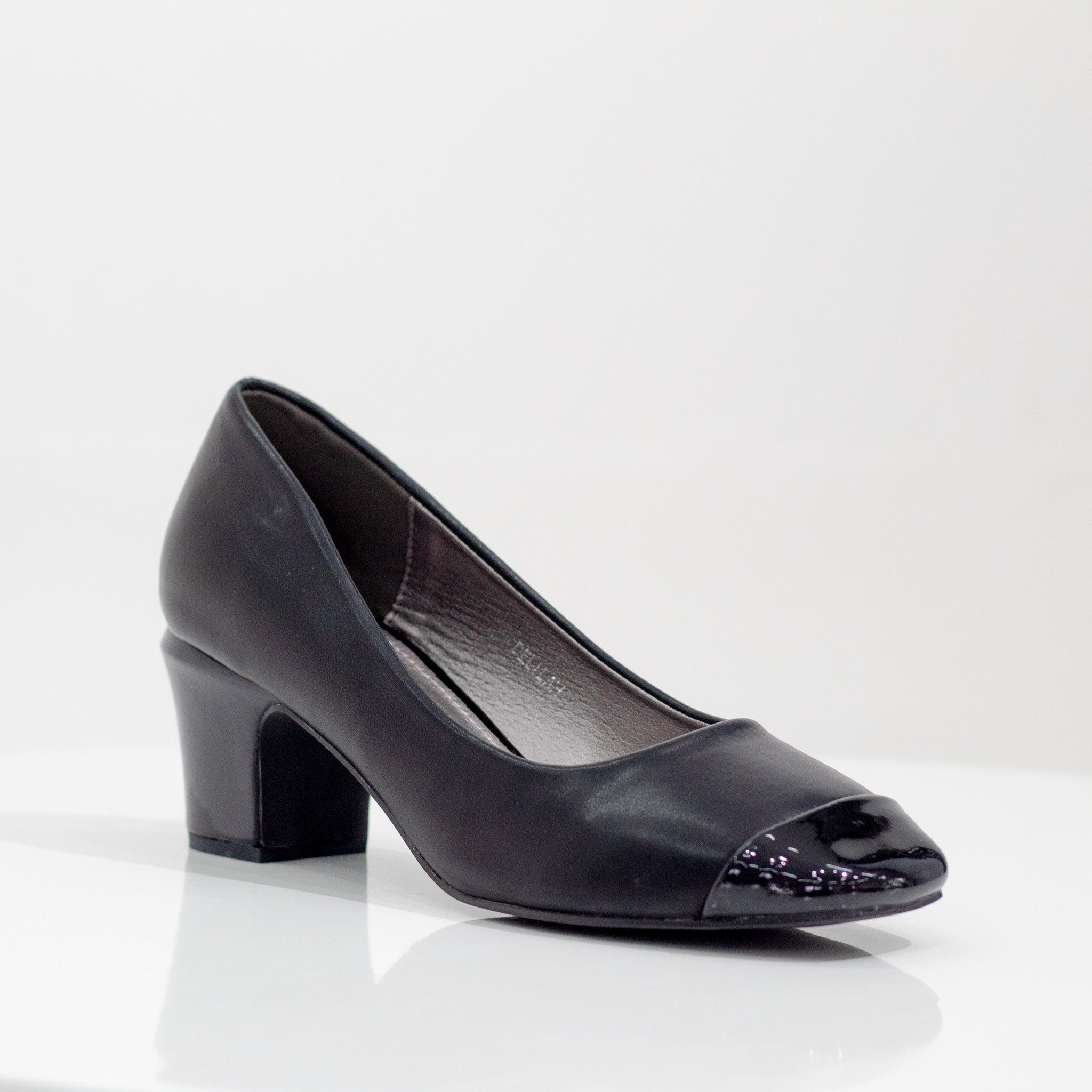 comfy 5cm heel pointy court shoe black