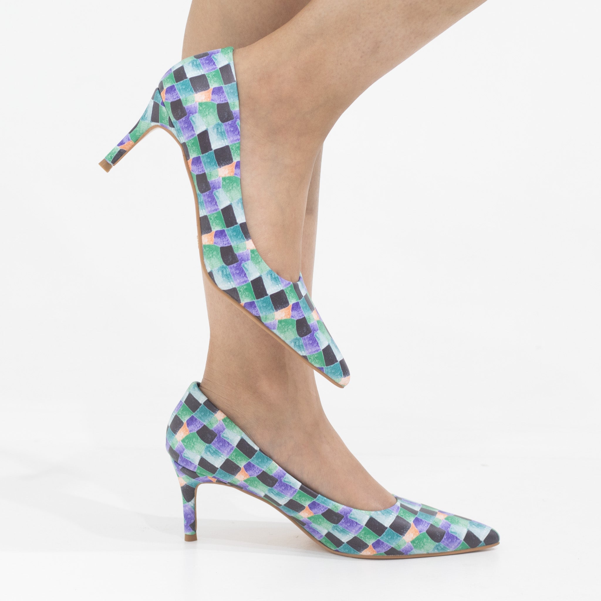 Blue 7cm heel  multi colored pointy court banu