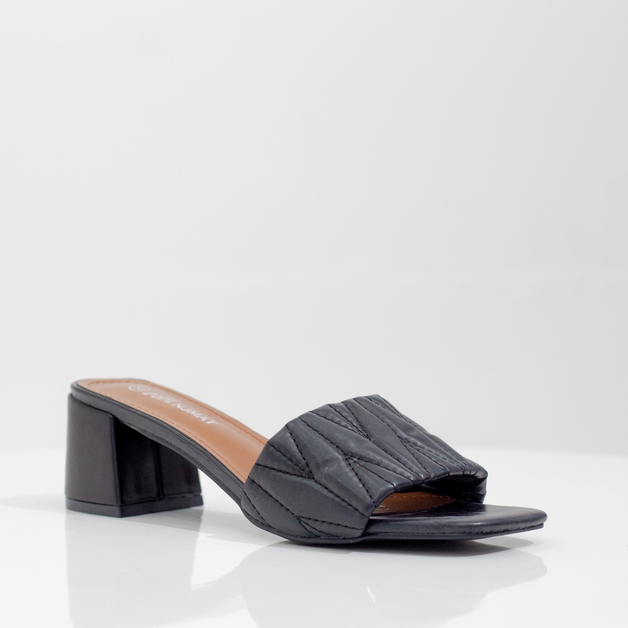 black block heel weaved slide