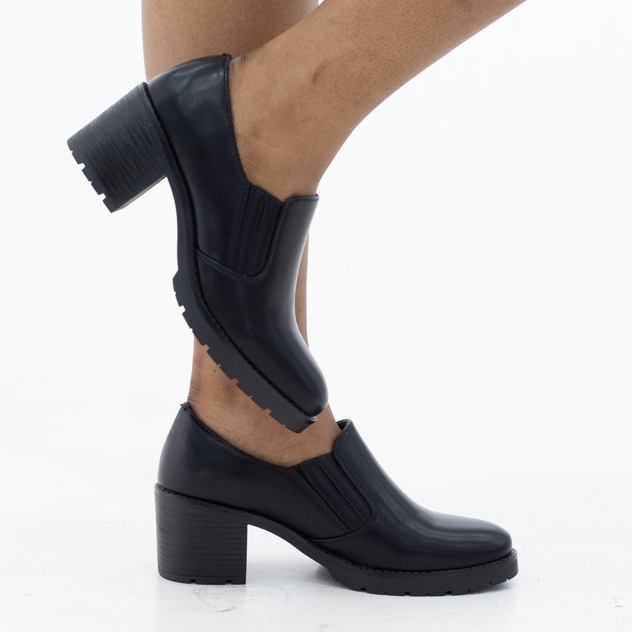 Giana slip on brogue on 6cm heel black
