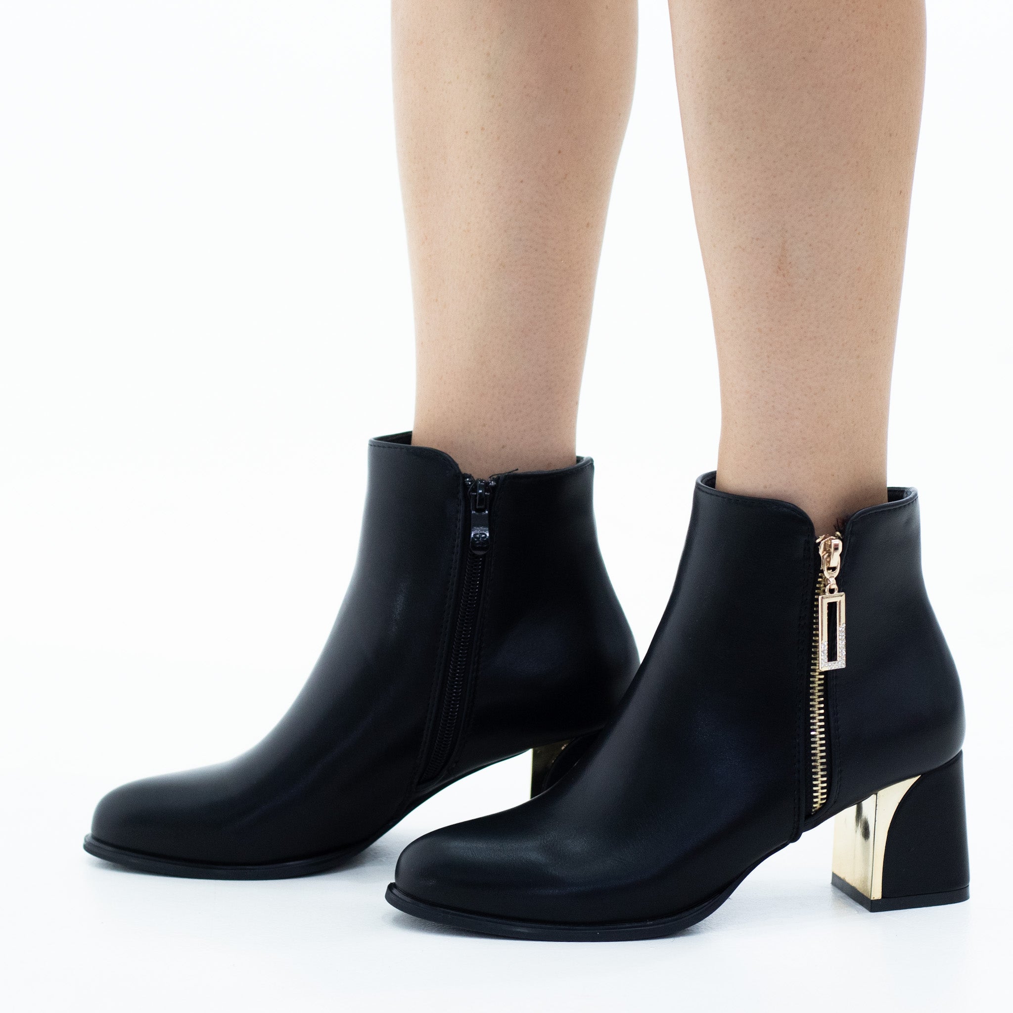 Black 6cm heel side zip ankle boot margo